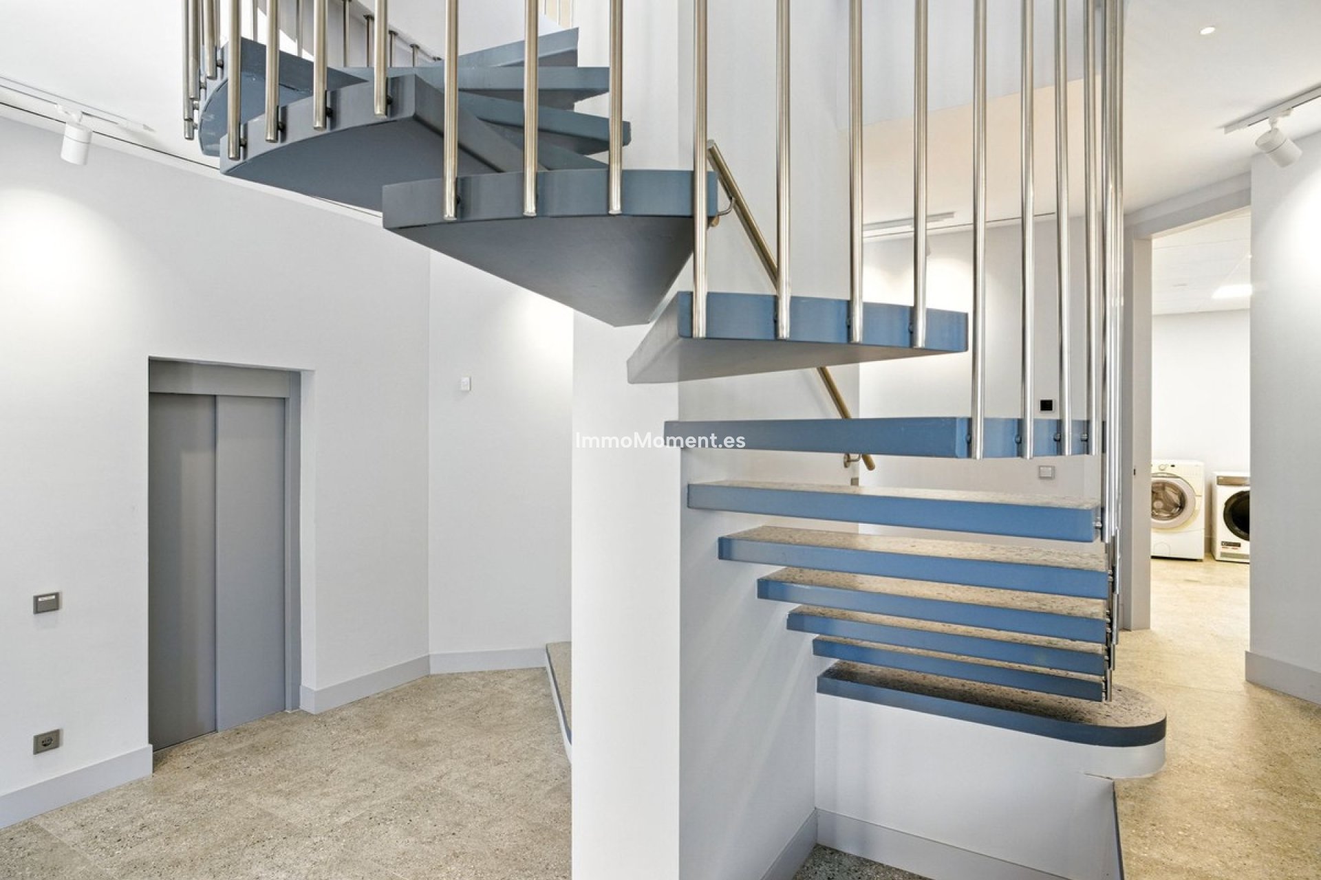 Wiederverkauf - Villa - Marbella - Elviria