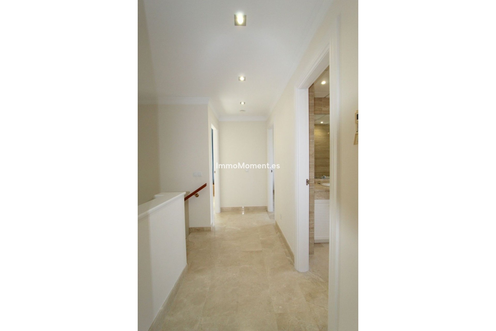 Wiederverkauf - Villa - Marbella - Elviria