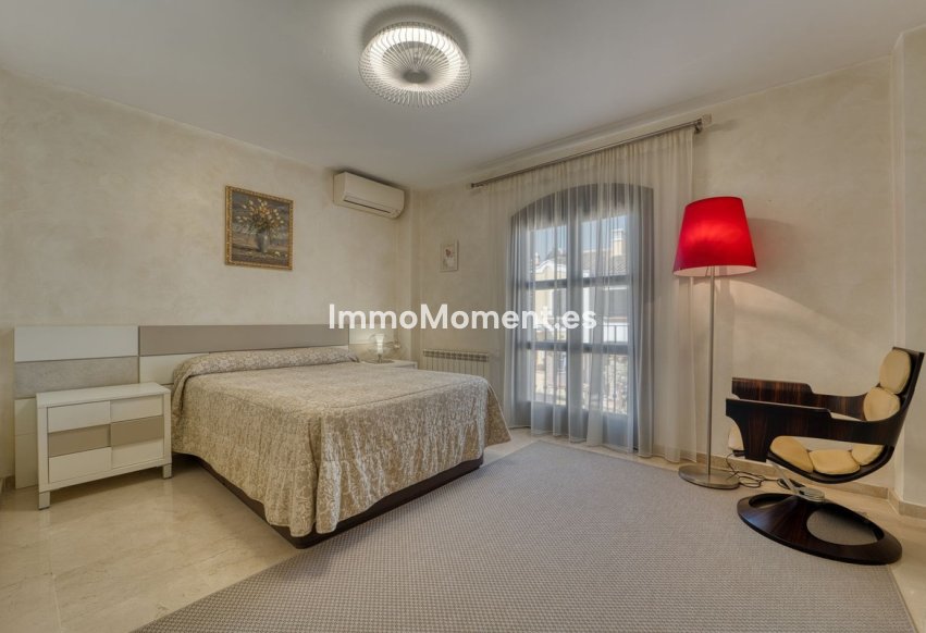 Wiederverkauf - Villa - Marbella - Guadalmina Alta