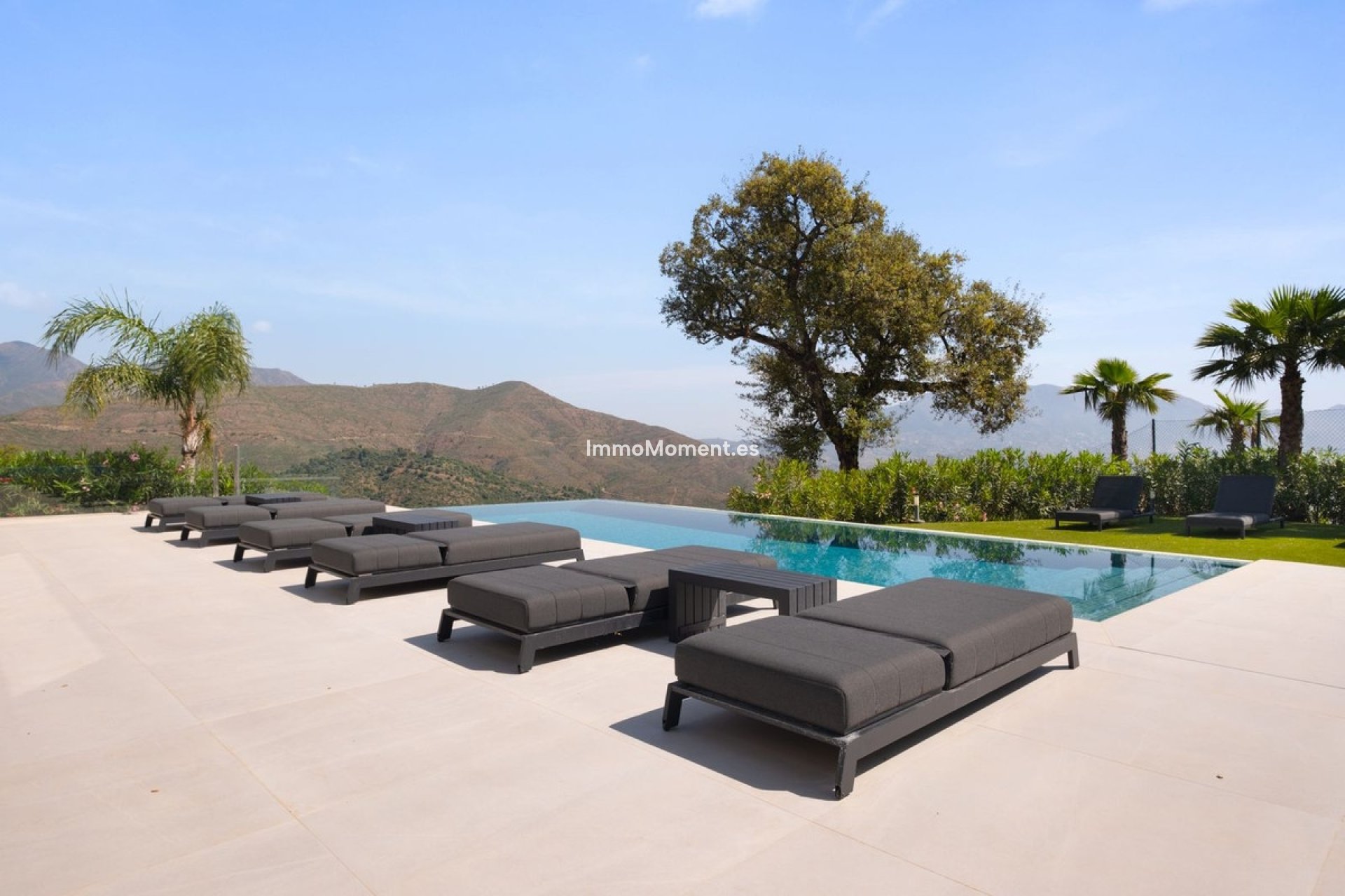 Wiederverkauf - Villa - Marbella - La Mairena