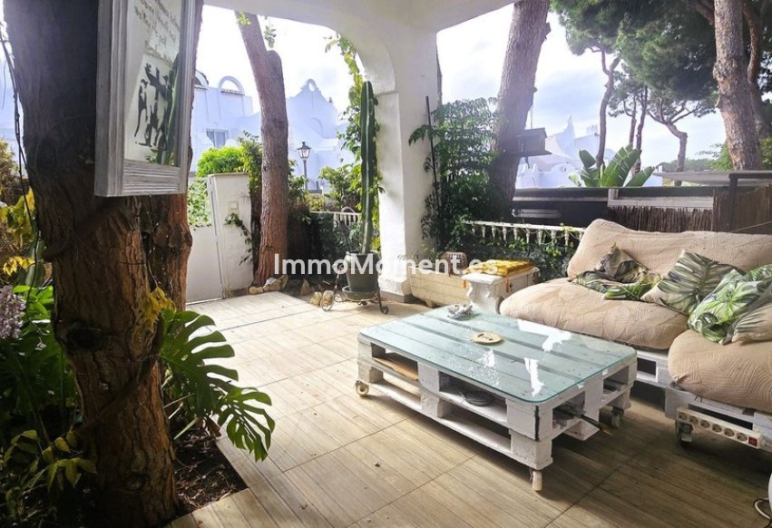 Wiederverkauf - Villa - Marbella - Las Chapas