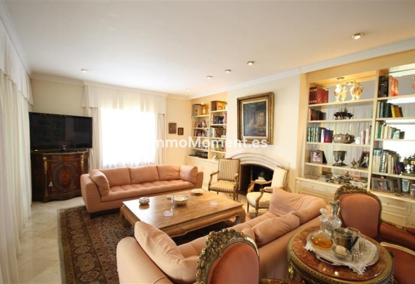 Wiederverkauf - Villa - Marbella - Los Monteros