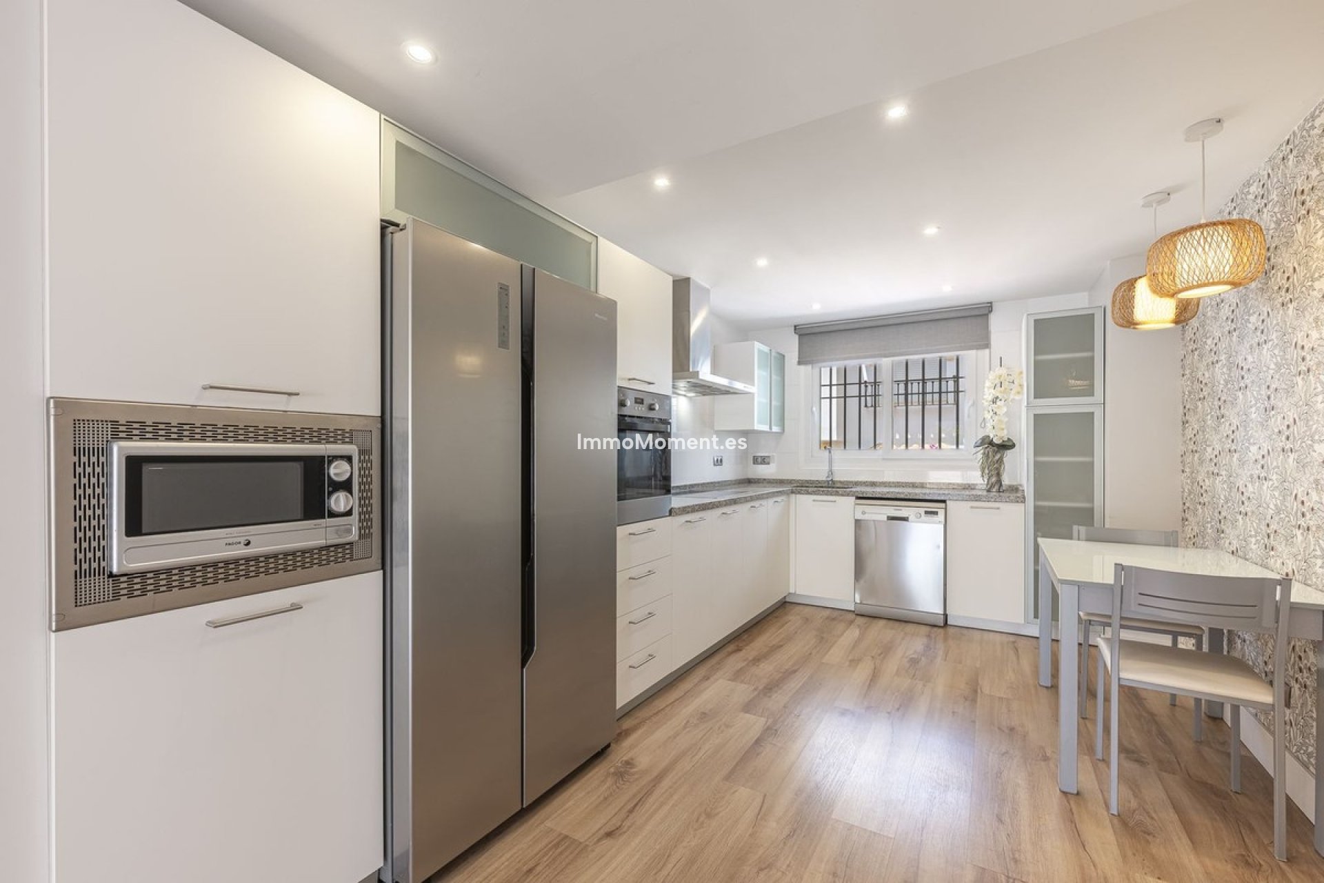 Wiederverkauf - Villa - Marbella - Marbella Centro