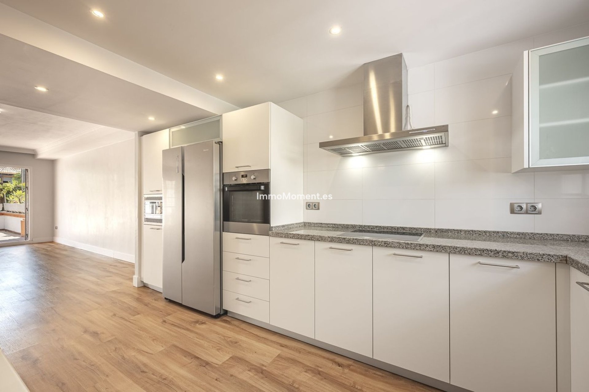 Wiederverkauf - Villa - Marbella - Marbella Centro