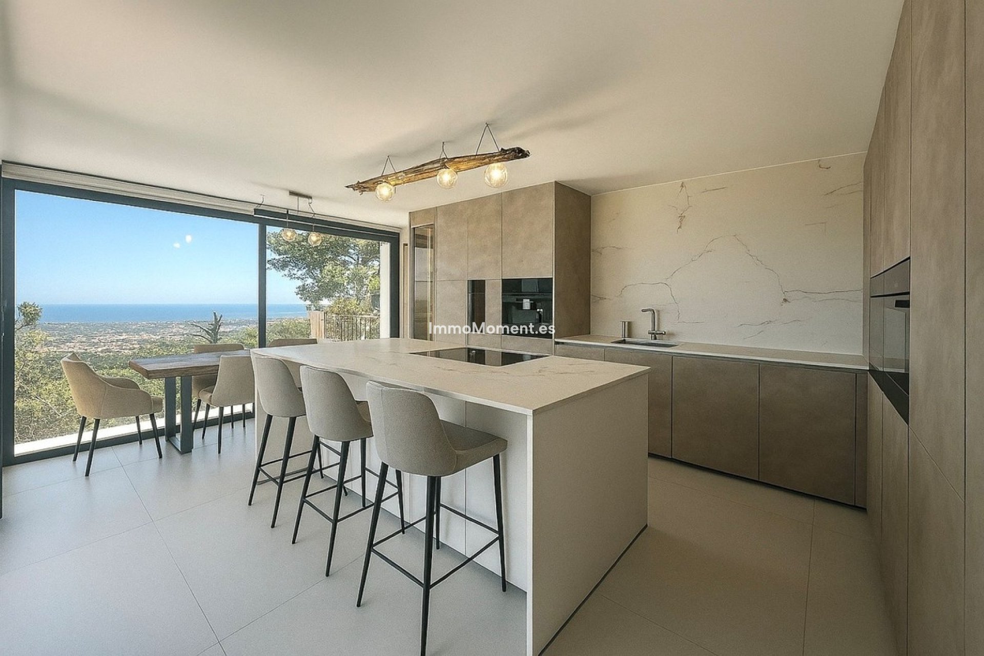 Wiederverkauf - Villa - Marbella - Marbella Centro