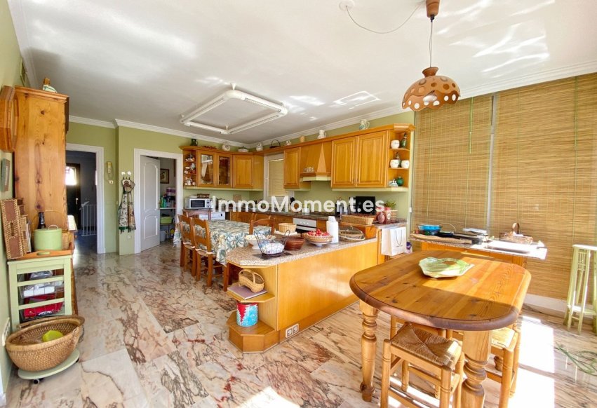 Wiederverkauf - Villa - Marbella - Marbella Centro