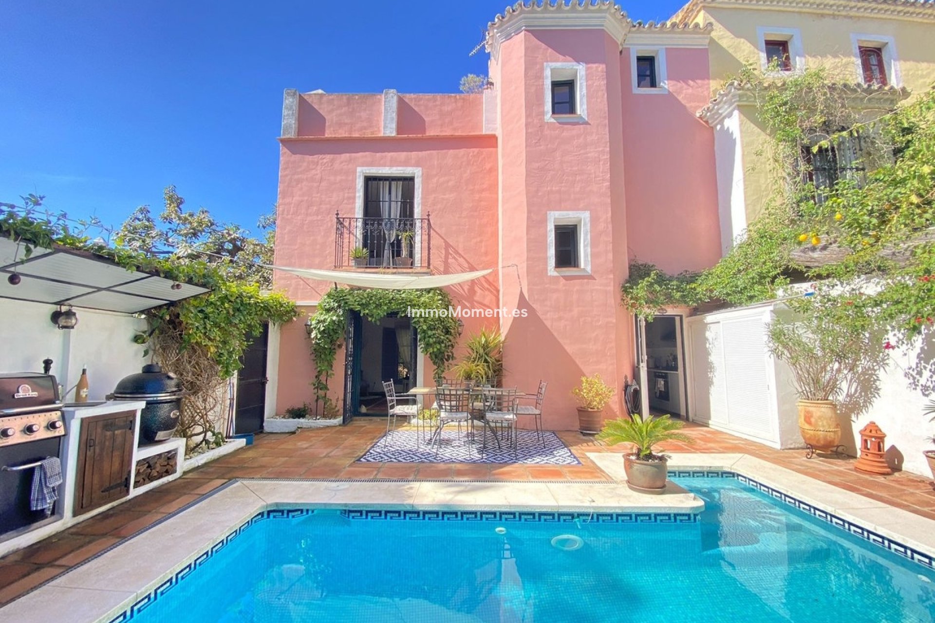 Wiederverkauf - Villa - Marbella - Marbella Centro