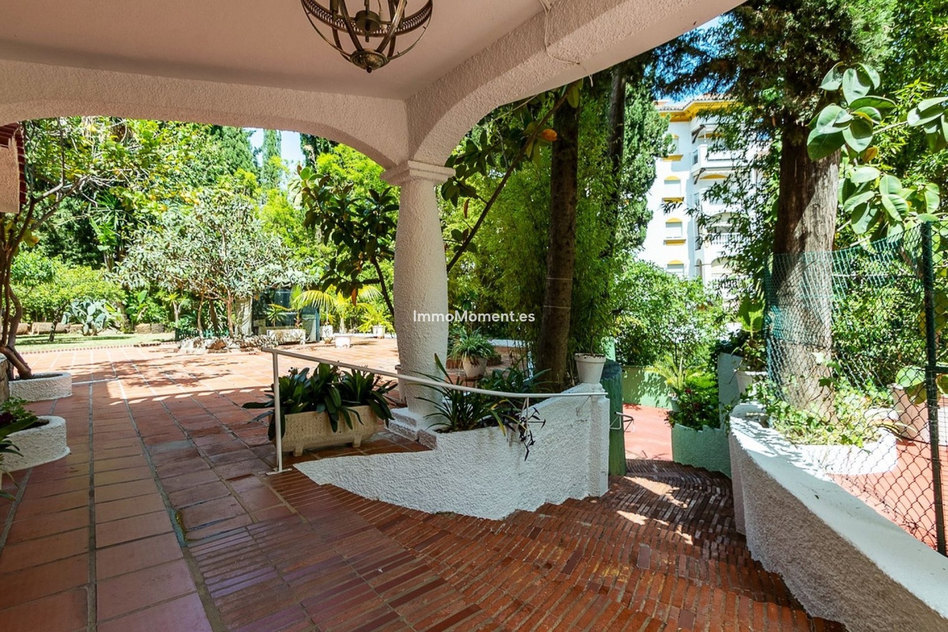 Wiederverkauf - Villa - Marbella - Marbella Centro