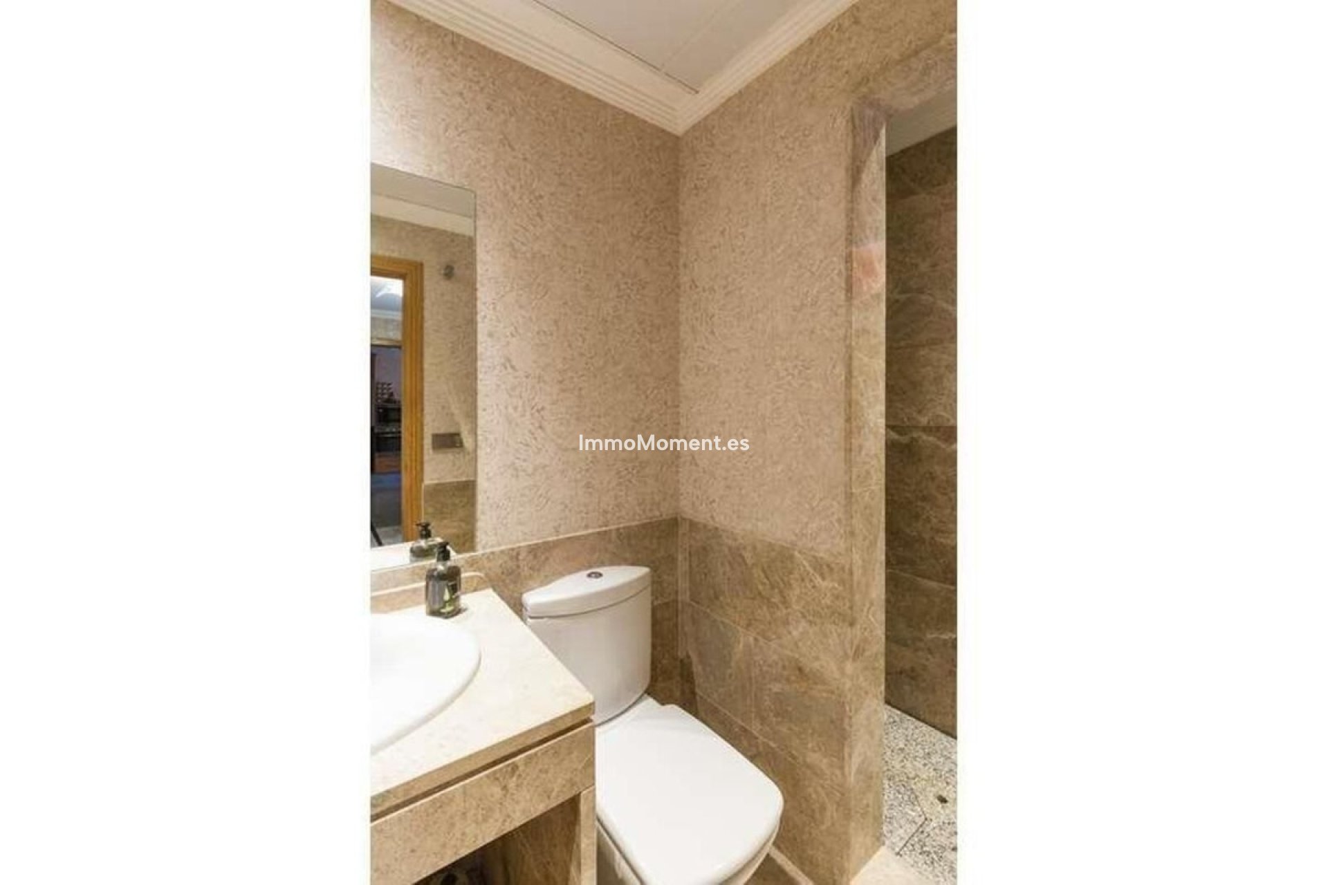 Wiederverkauf - Villa - Marbella - Marbella Centro