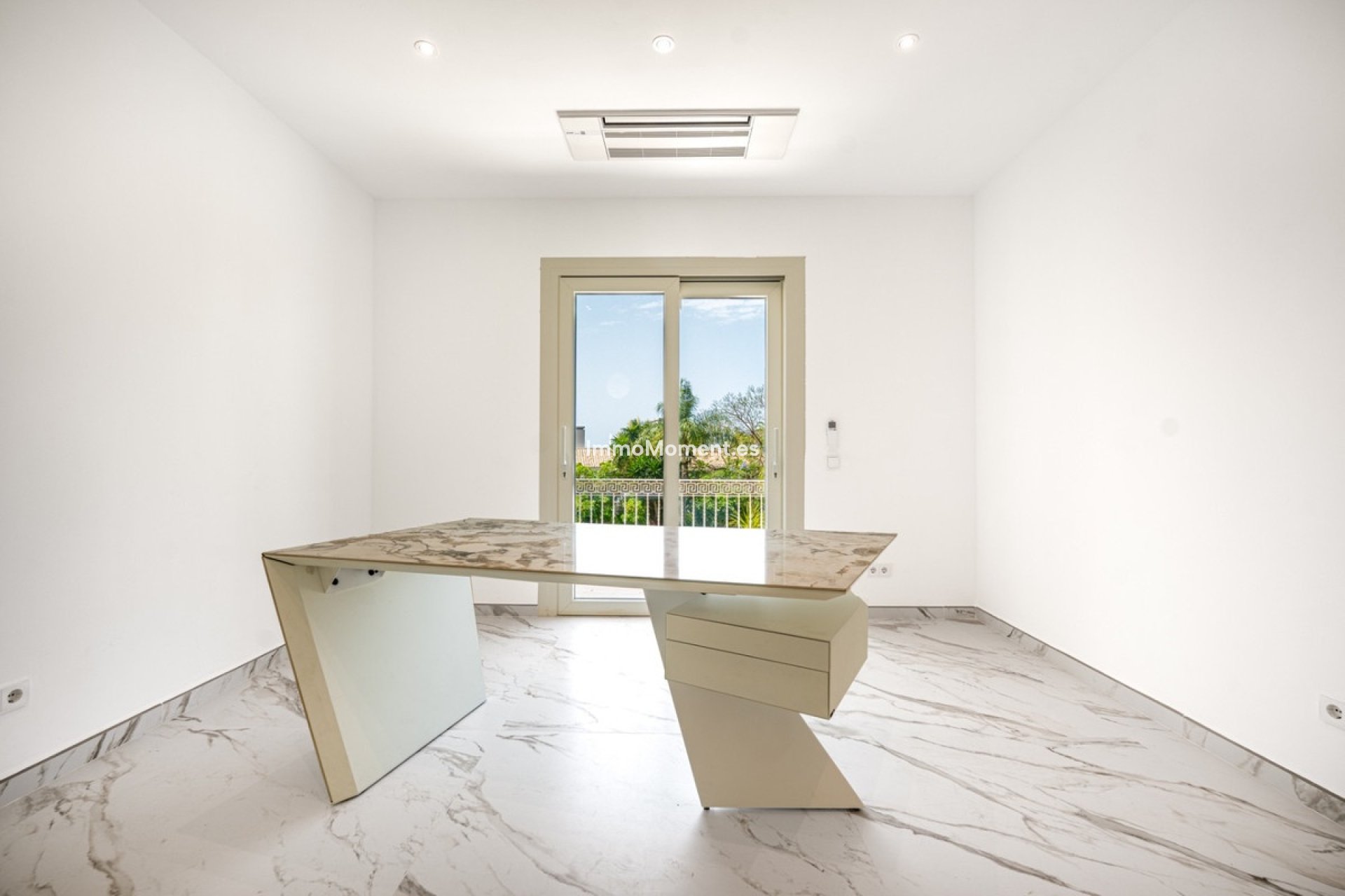 Wiederverkauf - Villa - Marbella - Marbella Centro