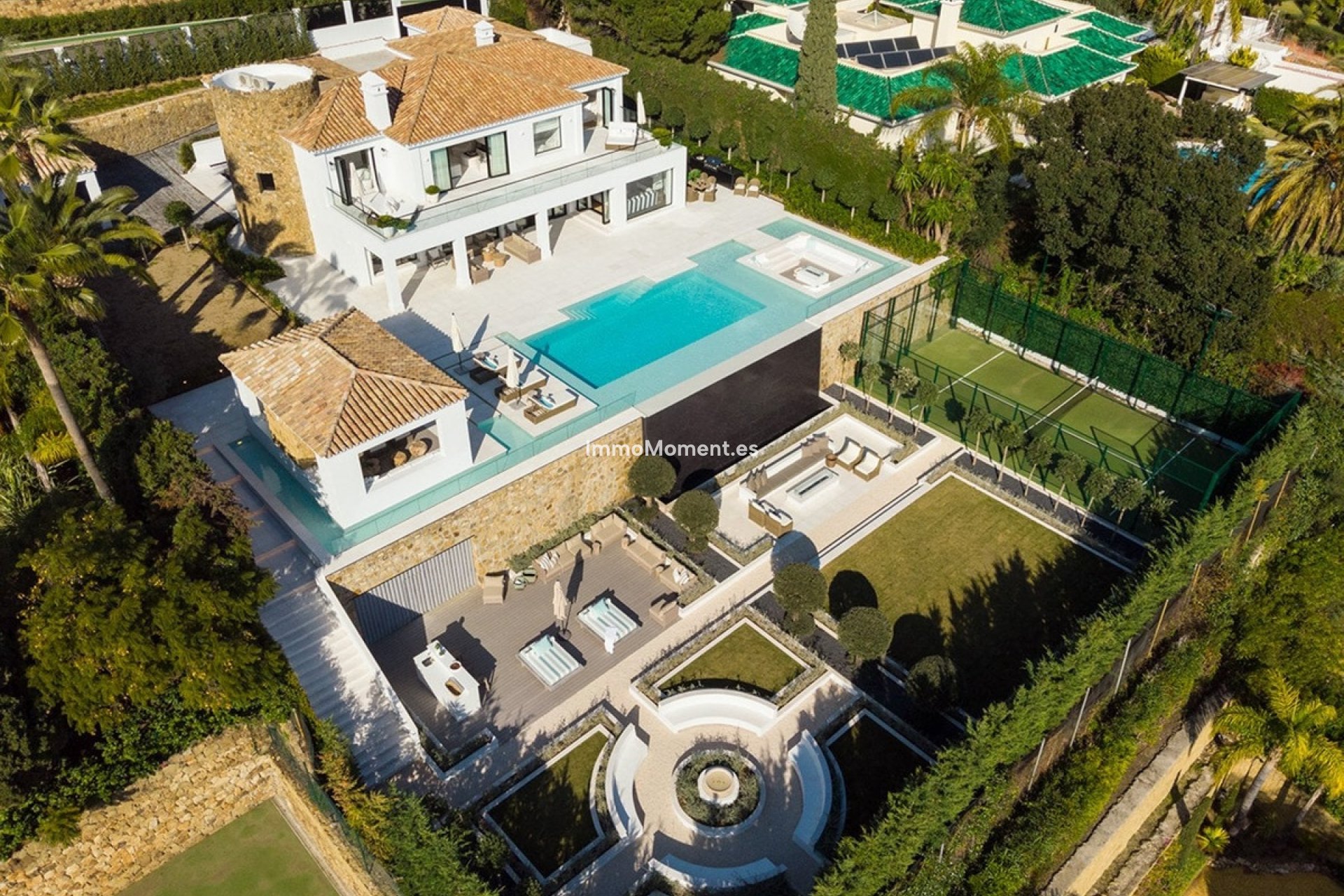 Wiederverkauf - Villa - Marbella - Marbella Centro