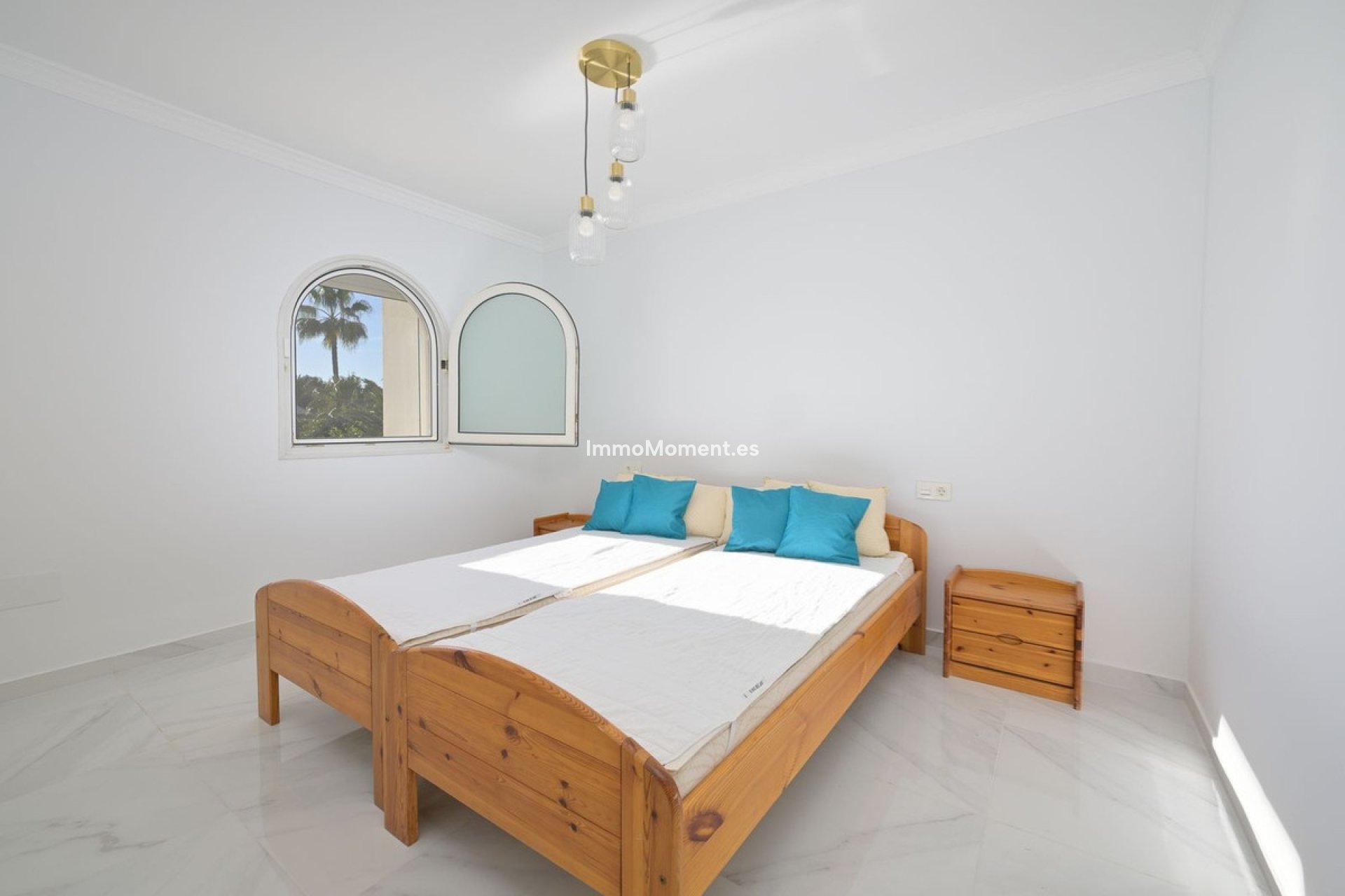 Wiederverkauf - Villa - Marbella - Marbesa