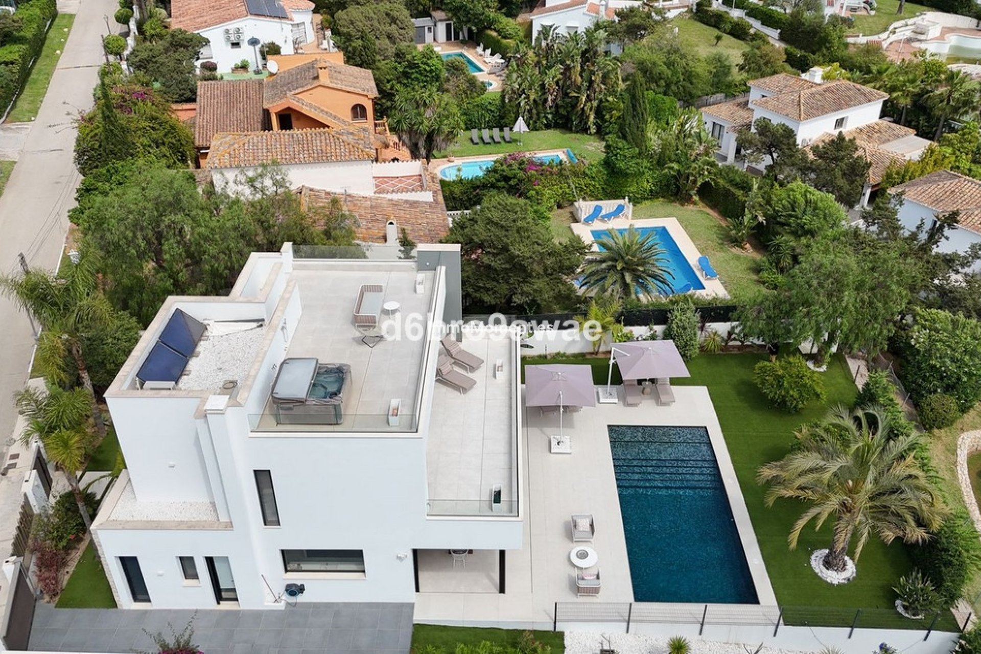 Wiederverkauf - Villa - Marbella - Marbesa