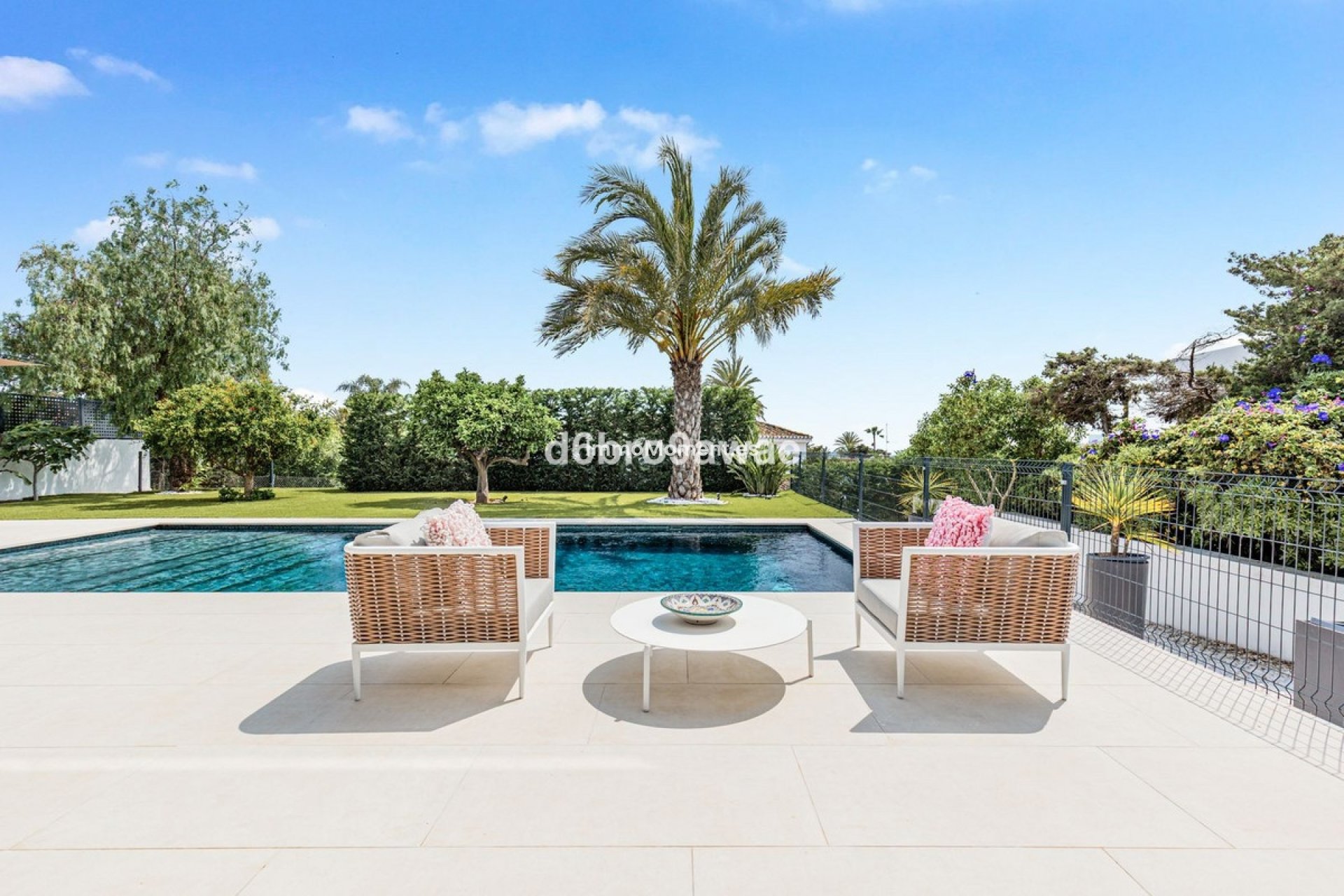 Wiederverkauf - Villa - Marbella - Marbesa