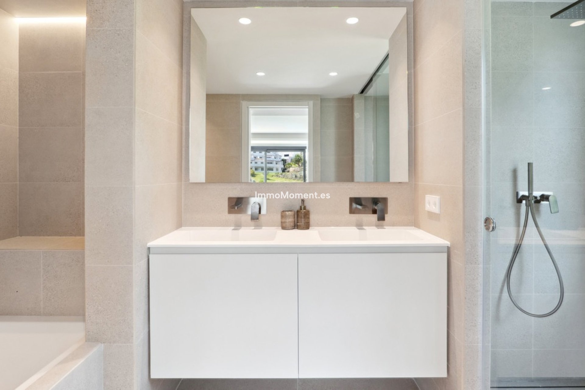 Wiederverkauf - Villa - Marbella - Nueva Andalucía