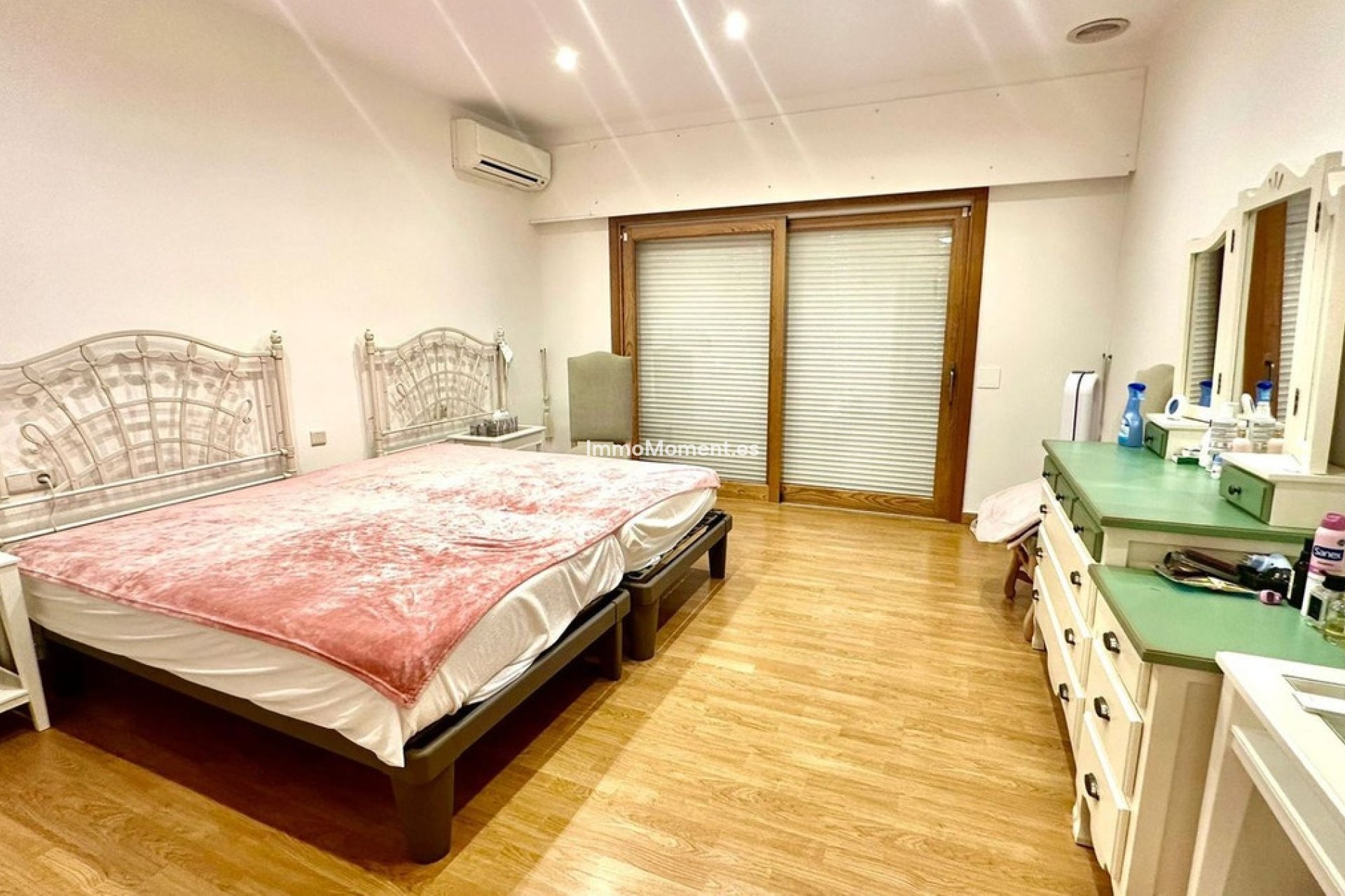 Wiederverkauf - Villa - Marbella - Nueva Andalucía