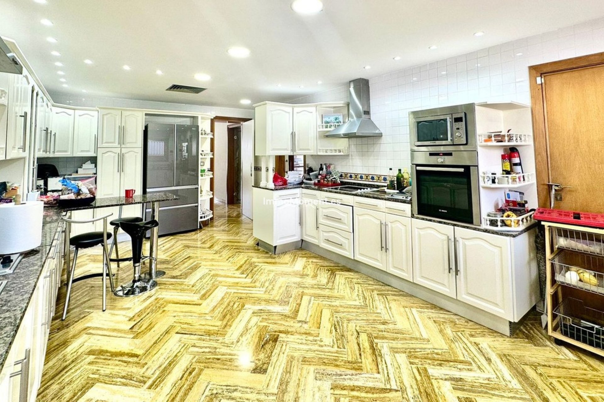 Wiederverkauf - Villa - Marbella - Nueva Andalucía