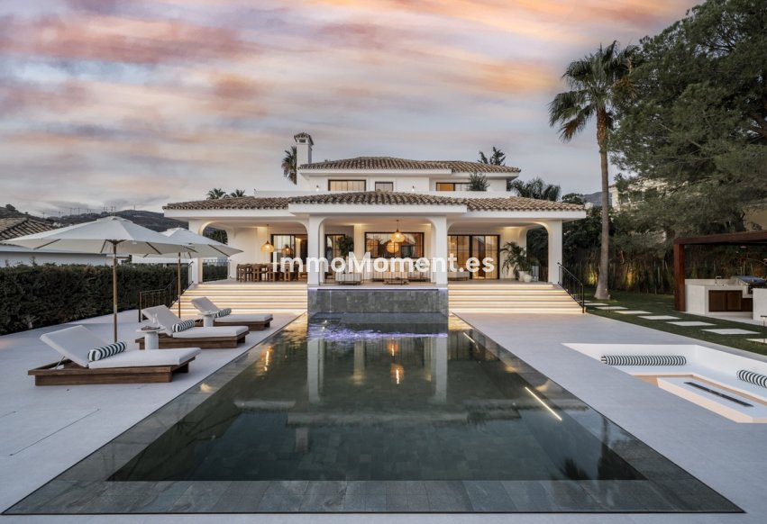 Wiederverkauf - Villa - Marbella - Nueva Andalucía