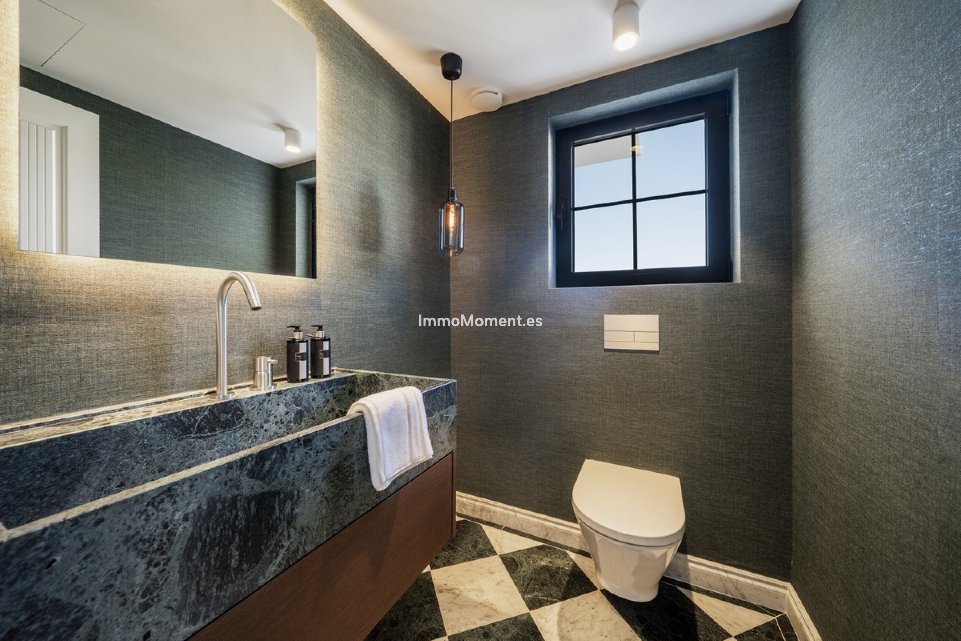 Wiederverkauf - Villa - Marbella - Nueva Andalucía