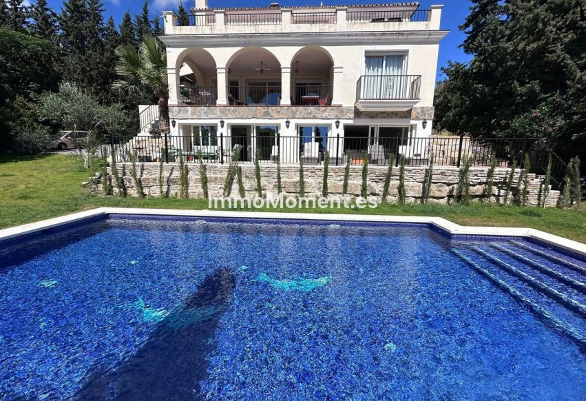 Wiederverkauf - Villa - Marbella - Nueva Andalucía