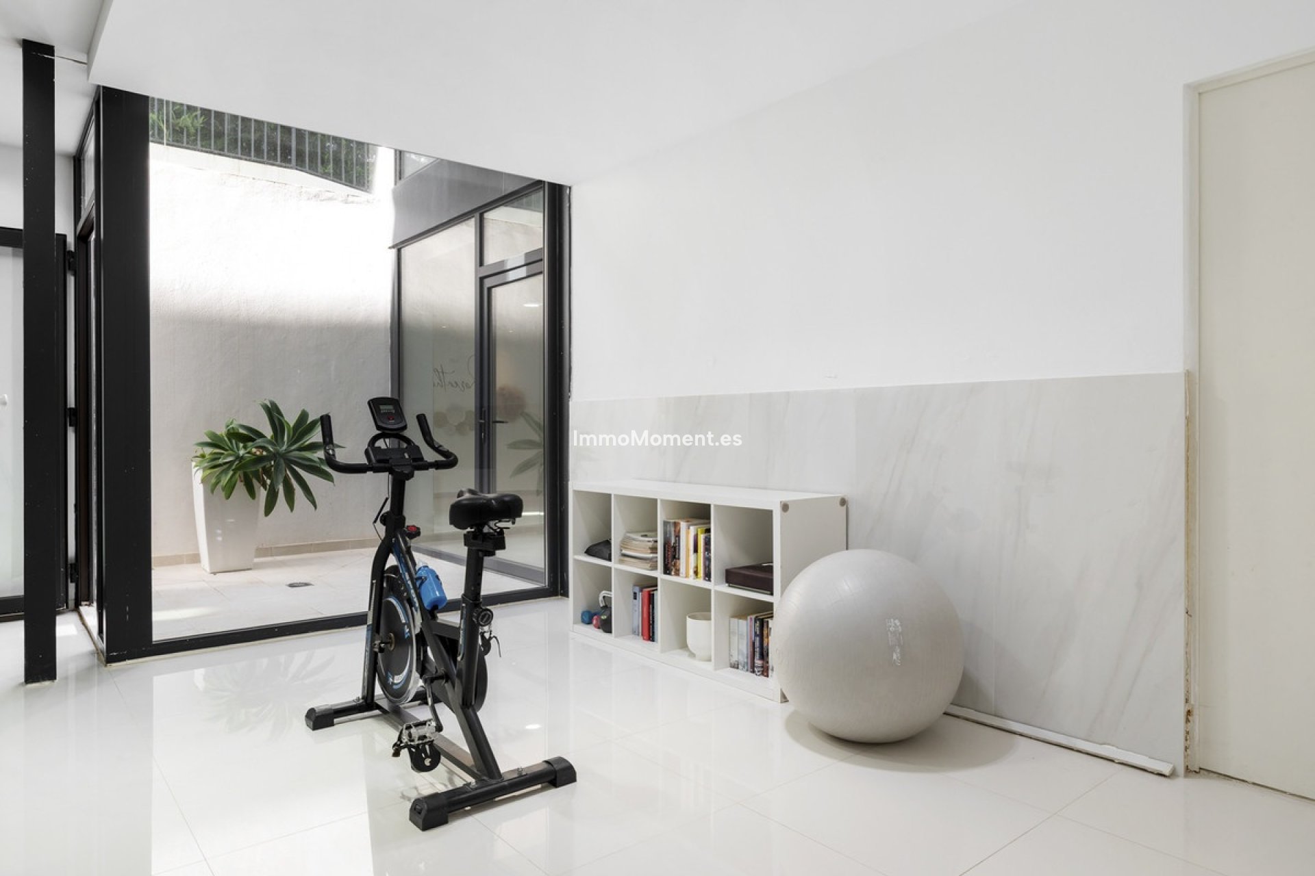 Wiederverkauf - Villa - Marbella - Nueva Andalucía