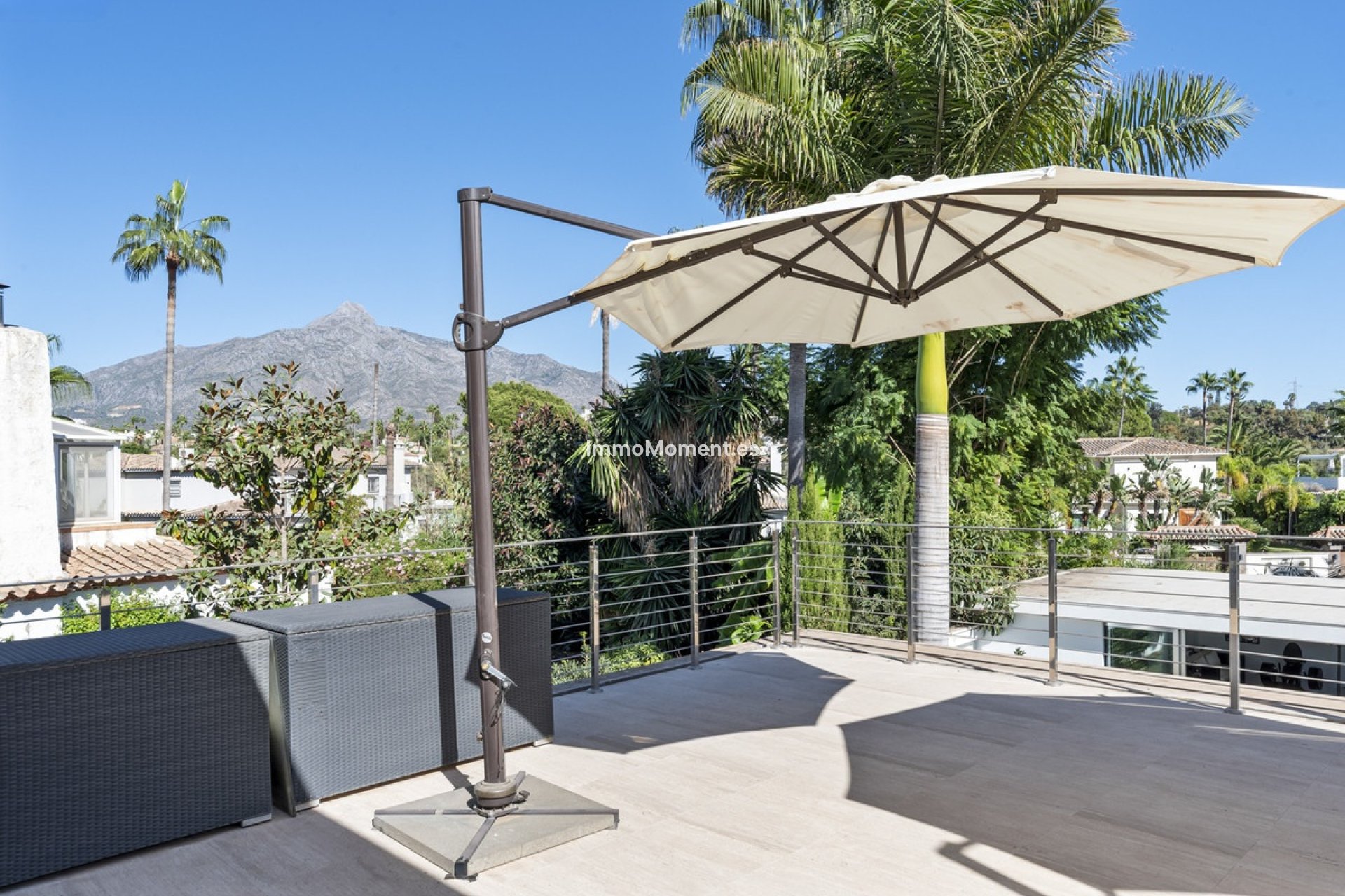 Wiederverkauf - Villa - Marbella - Nueva Andalucía