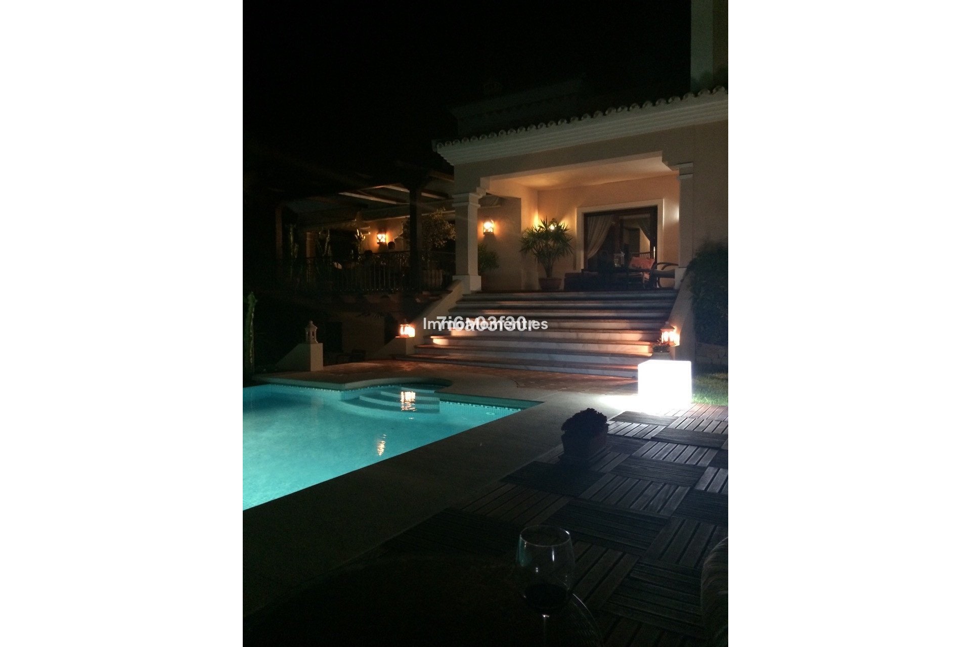 Wiederverkauf - Villa - Marbella - Nueva Andalucía