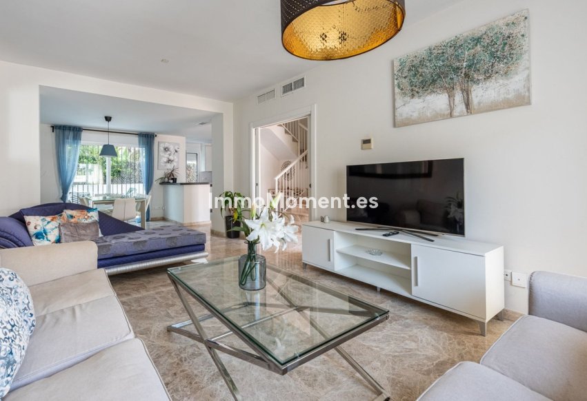 Wiederverkauf - Villa - Marbella - Nueva Andalucía