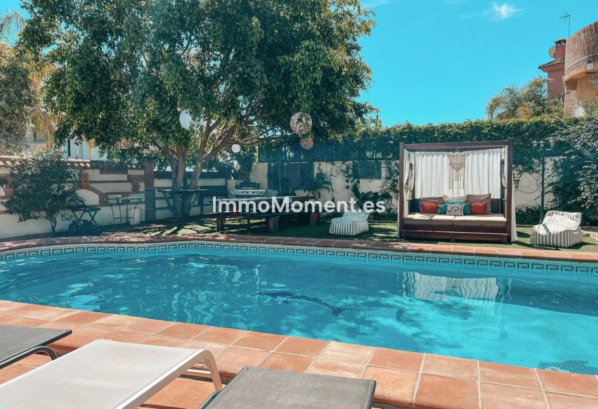 Wiederverkauf - Villa - Marbella - Nueva Andalucía