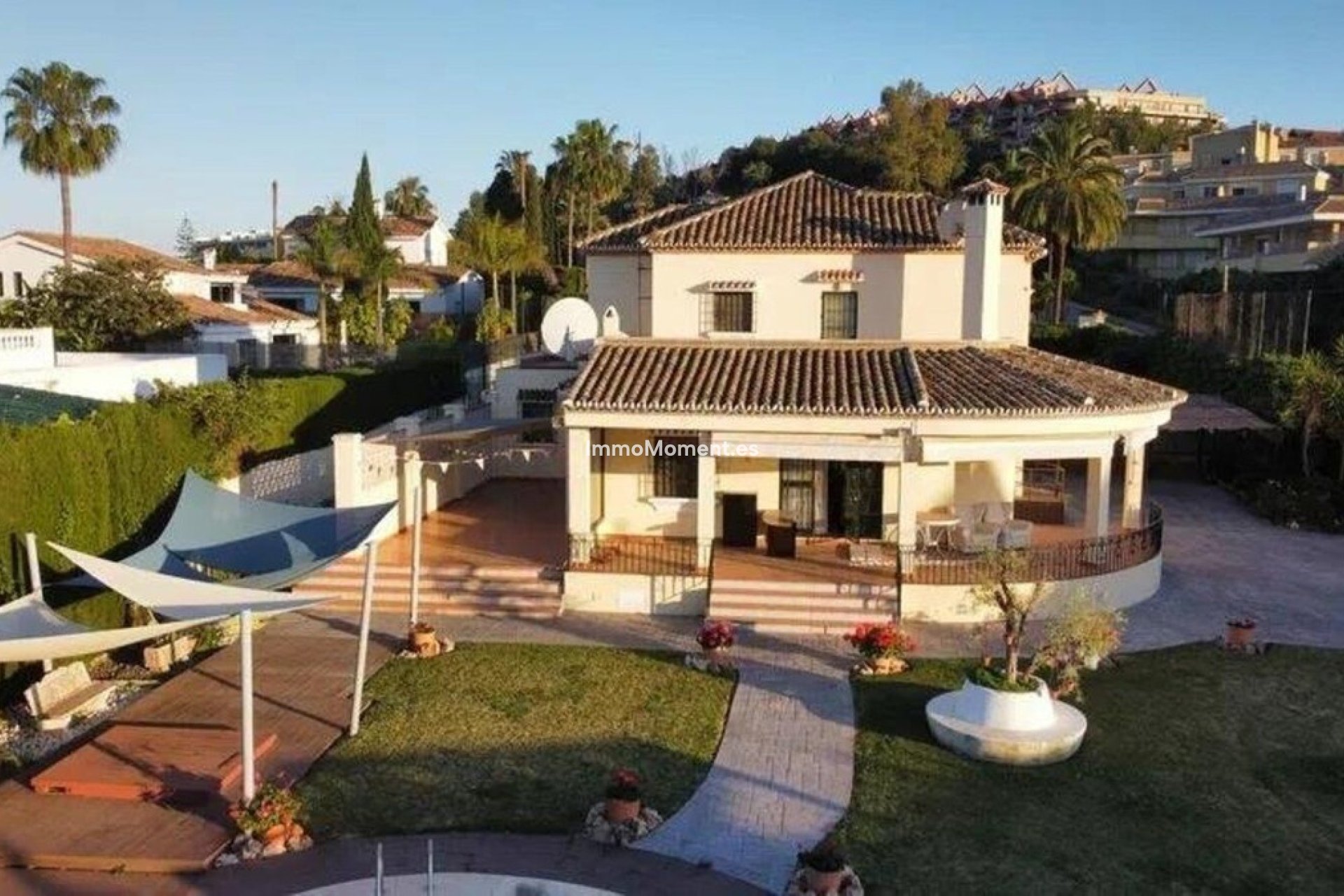 Wiederverkauf - Villa - Marbella - Nueva Andalucía