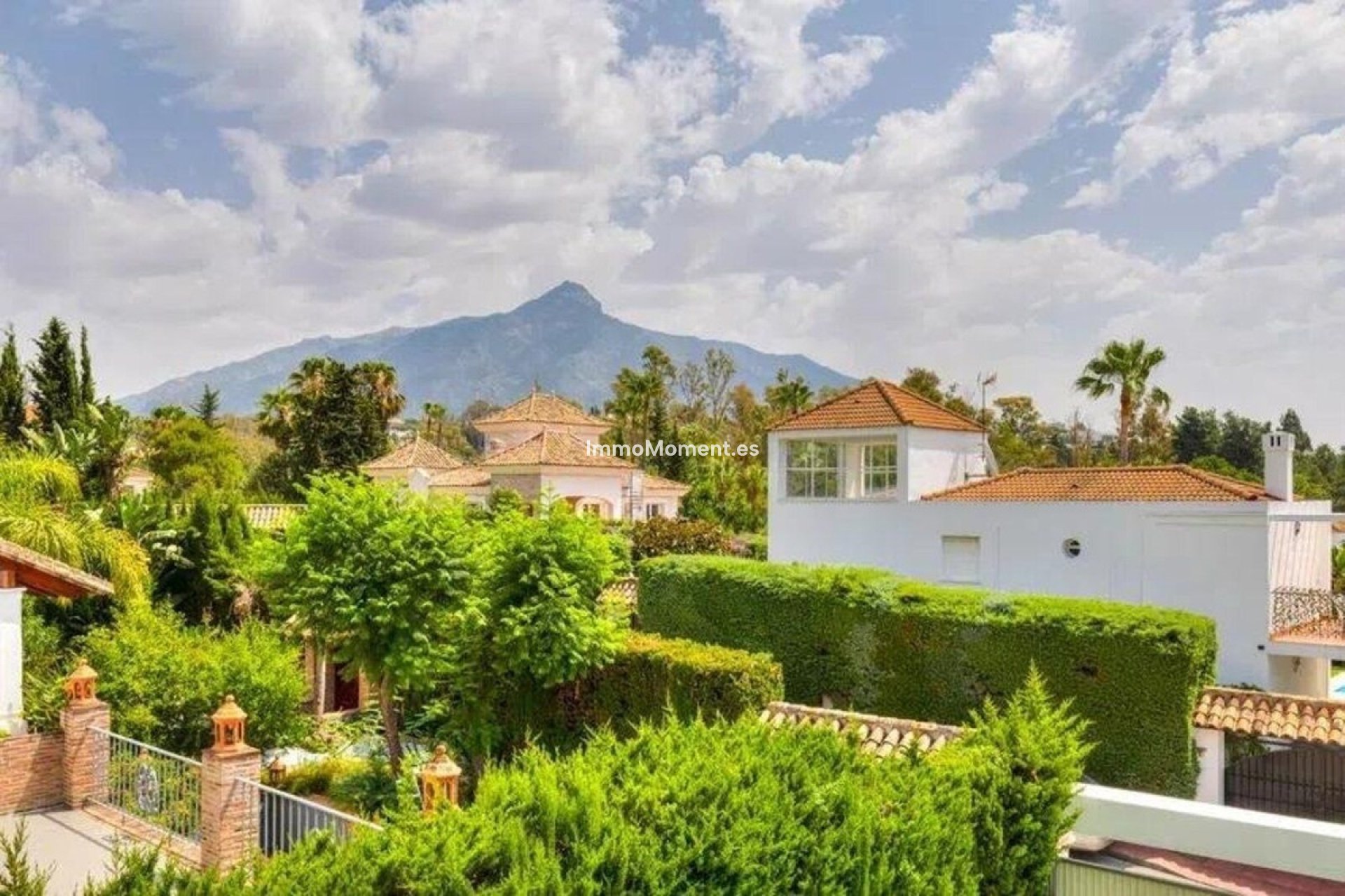 Wiederverkauf - Villa - Marbella - Nueva Andalucía