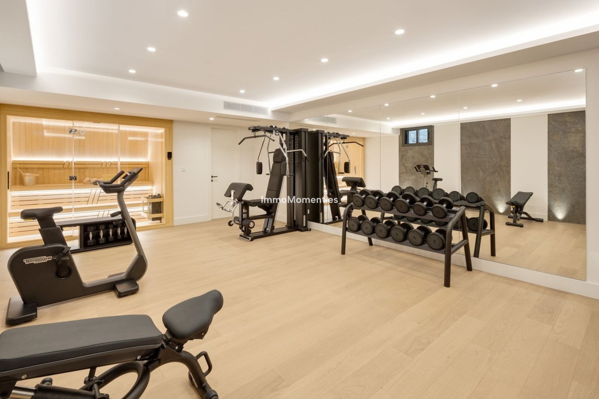 Wiederverkauf - Villa - Marbella - Nueva Andalucía