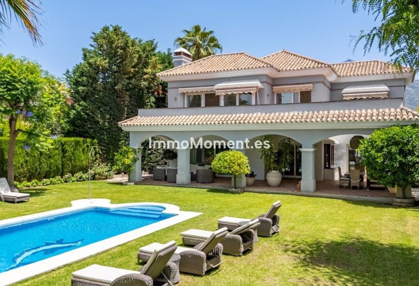 Wiederverkauf - Villa - Marbella - Nueva Andalucía