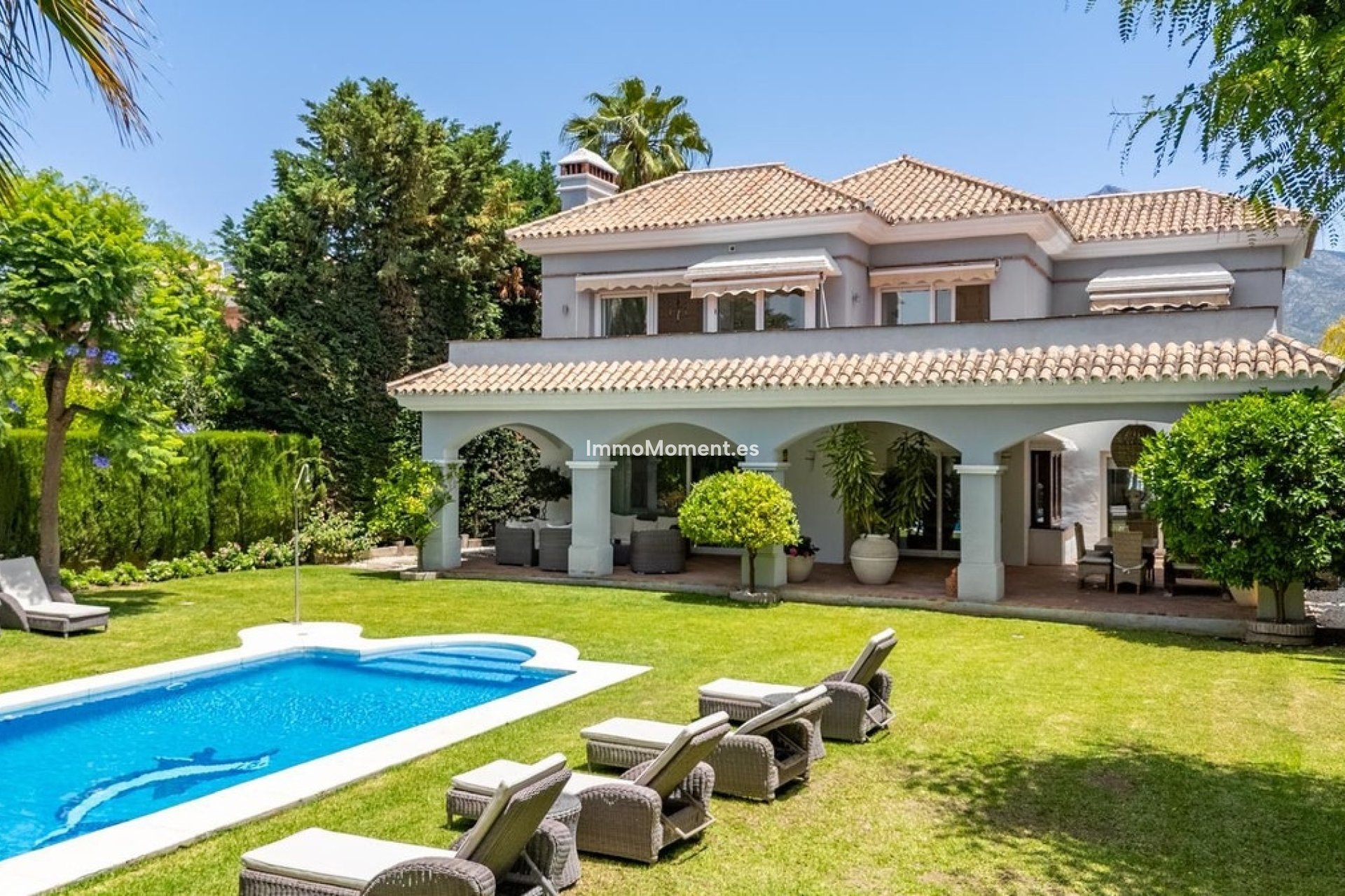 Wiederverkauf - Villa - Marbella - Nueva Andalucía