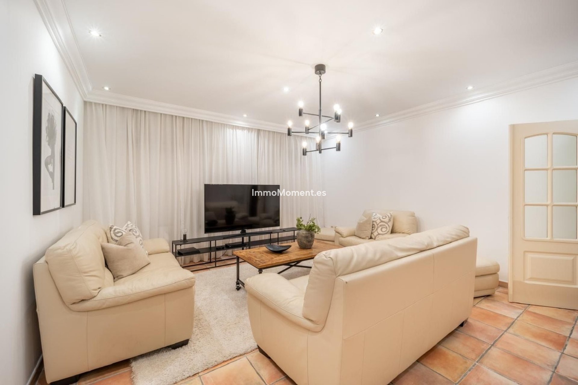 Wiederverkauf - Villa - Marbella - Nueva Andalucía