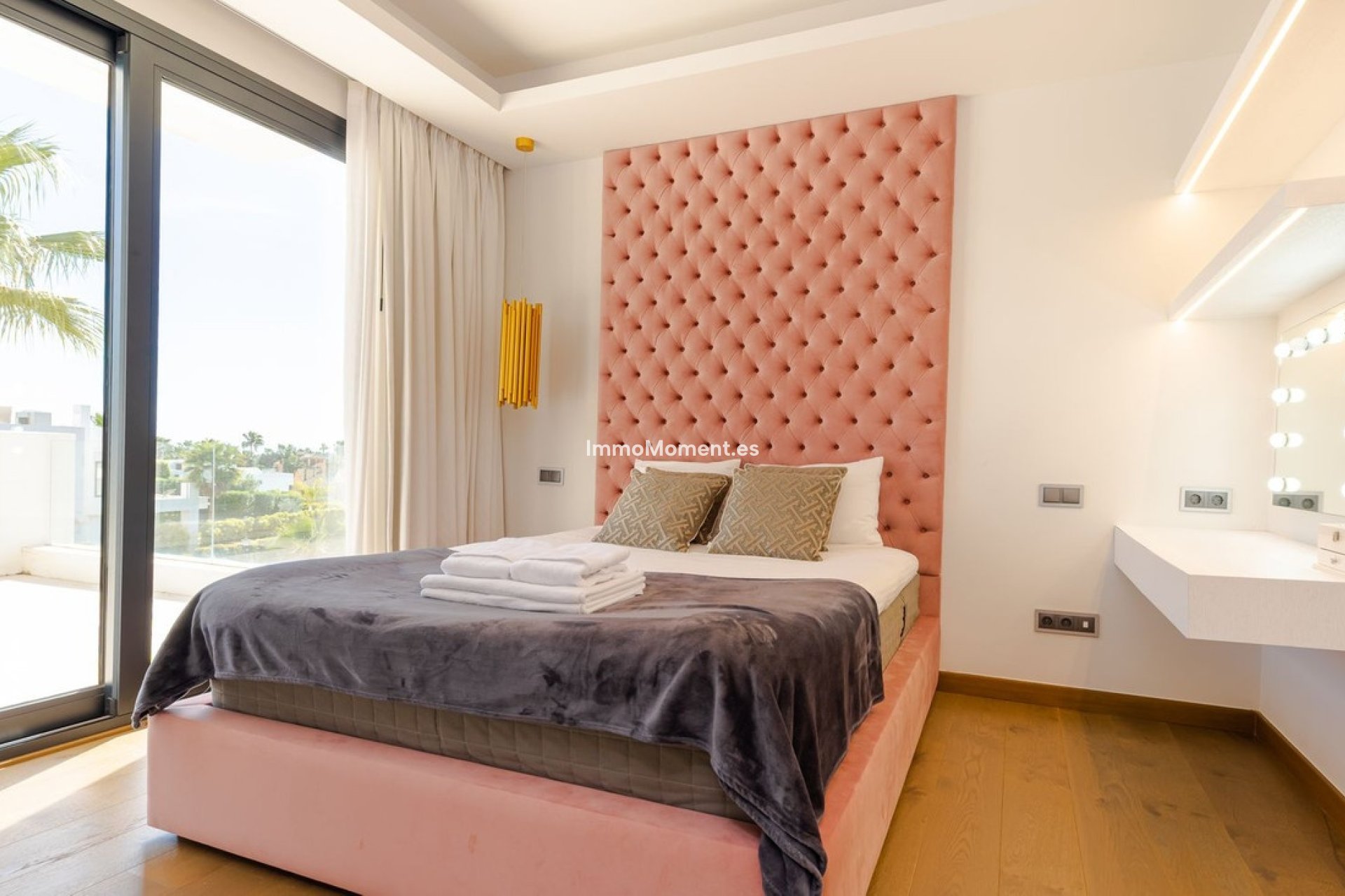 Wiederverkauf - Villa - Marbella - Nueva Andalucía