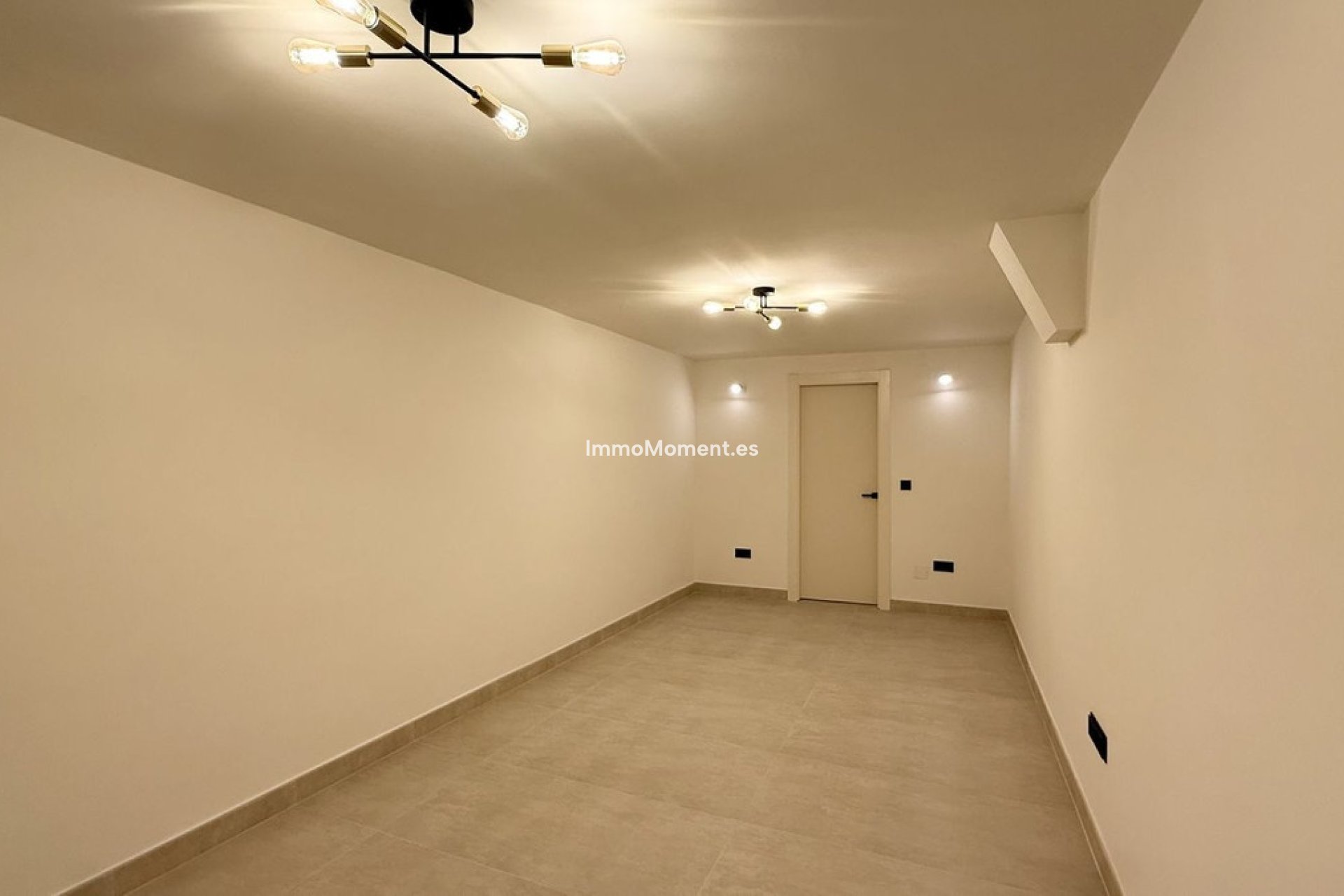 Wiederverkauf - Villa - Marbella - Nueva Andalucía