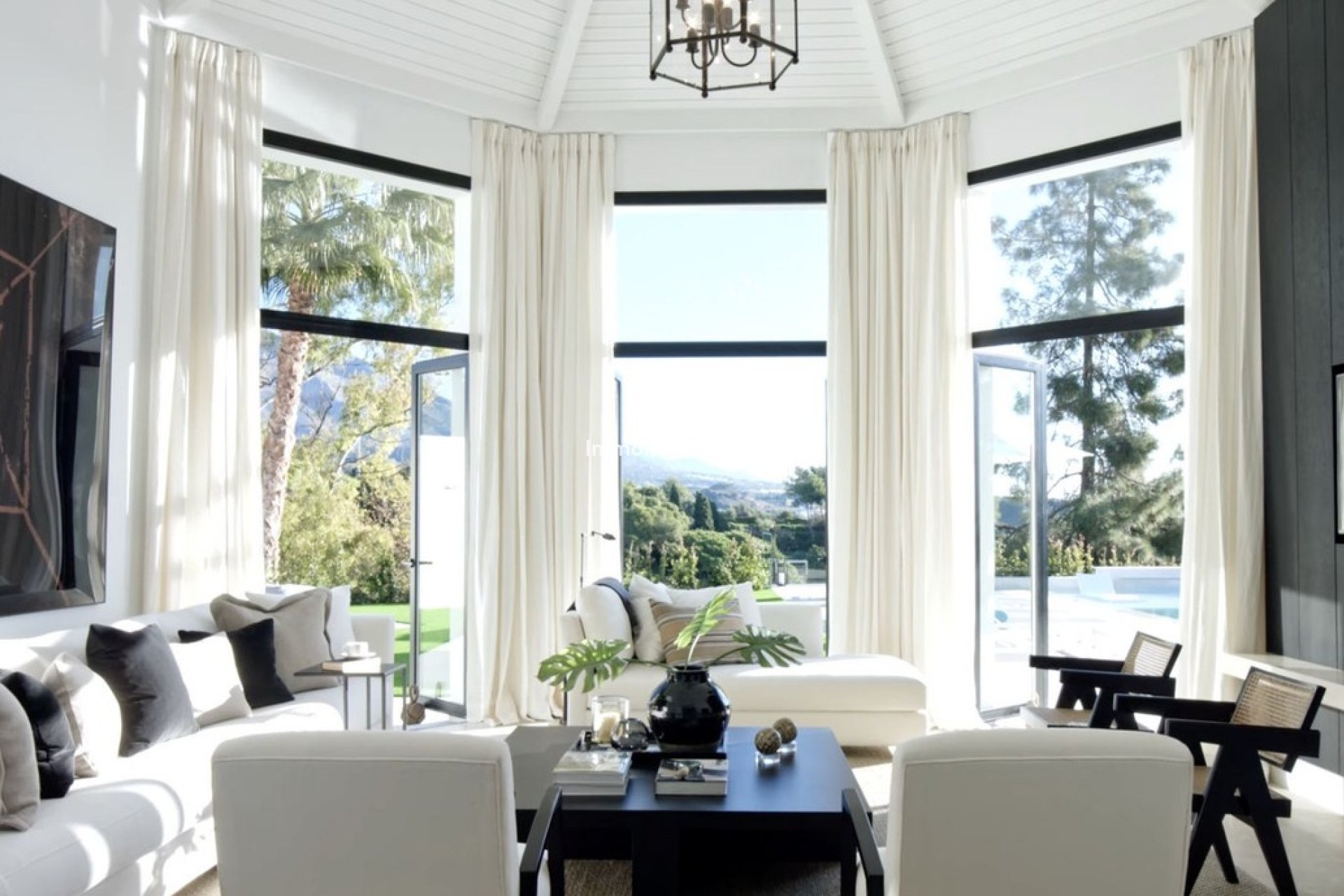 Wiederverkauf - Villa - Marbella - Nueva Andalucía