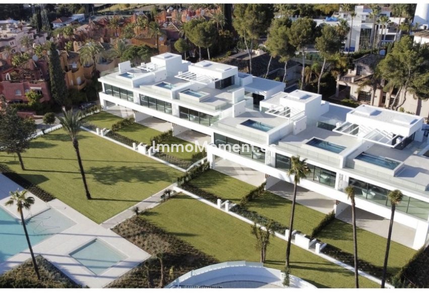 Wiederverkauf - Villa - Marbella - Nueva Andalucía