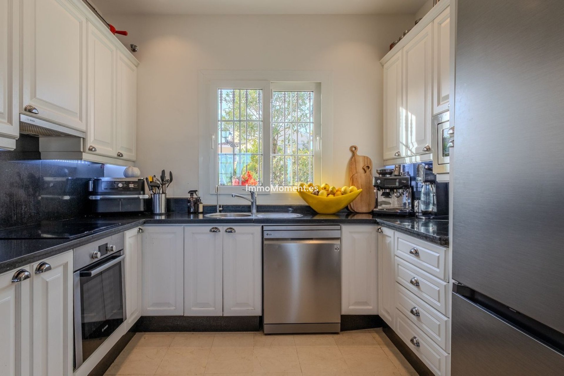 Wiederverkauf - Villa - Marbella - Nueva Andalucía