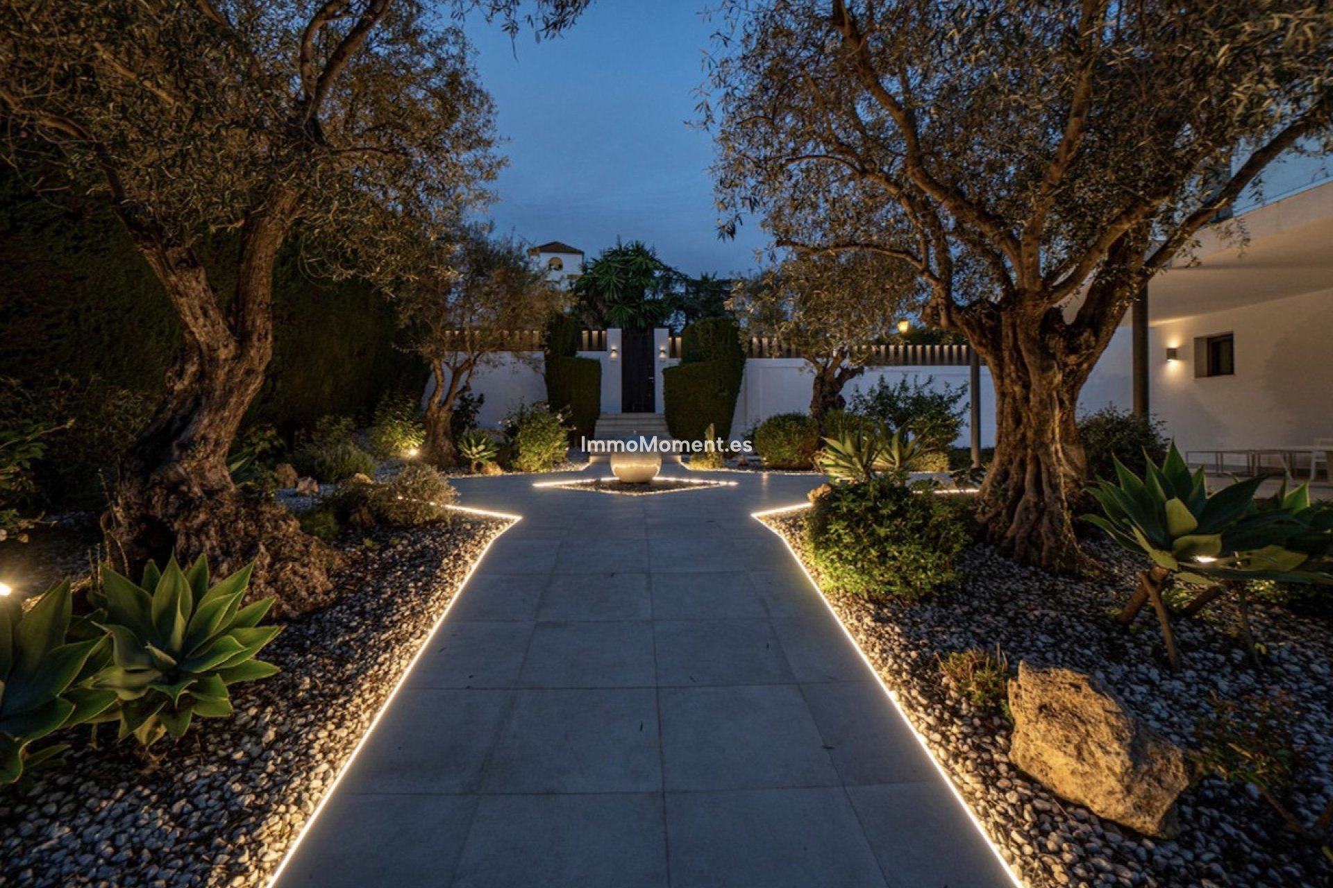 Wiederverkauf - Villa - Marbella - Nueva Andalucía