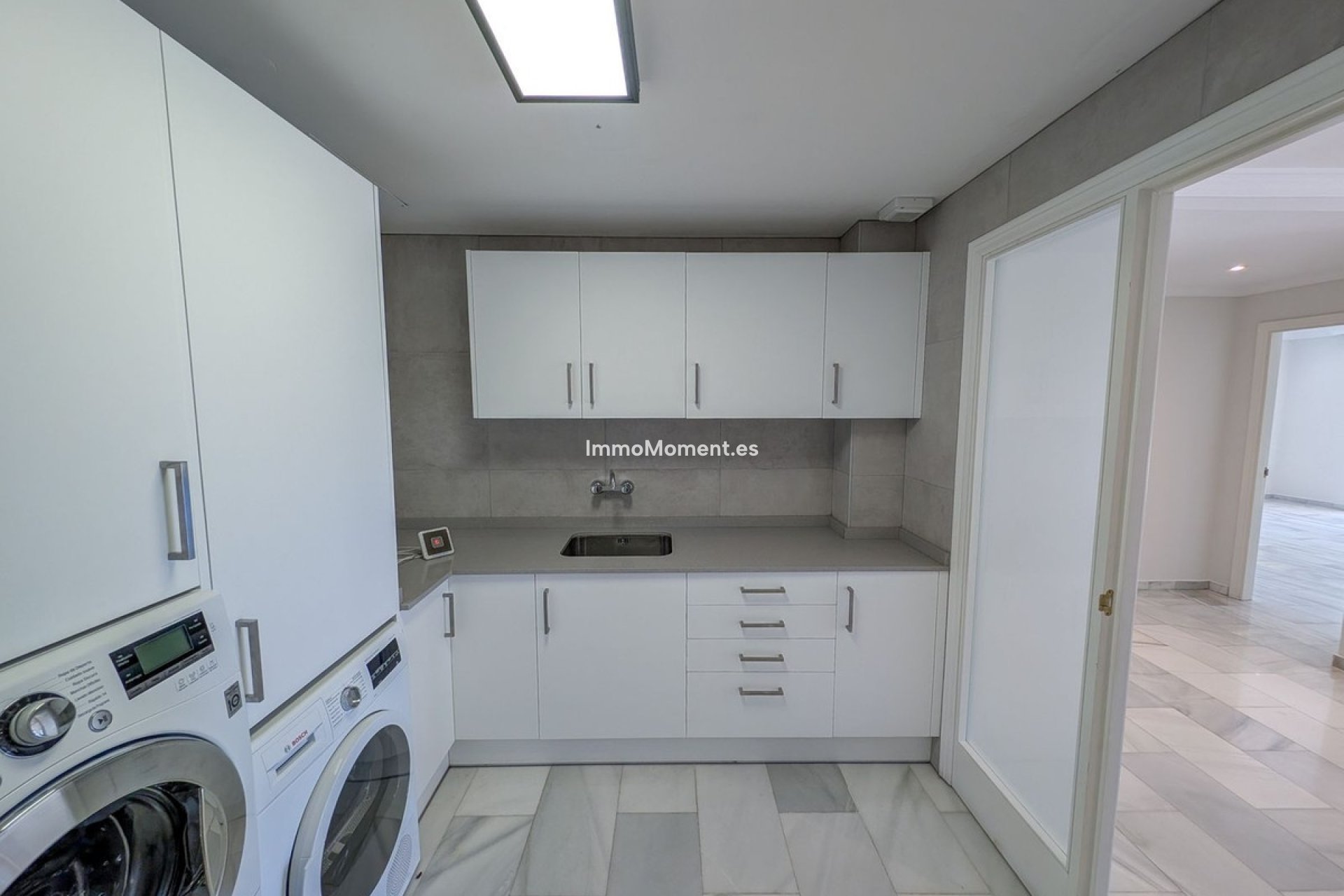 Wiederverkauf - Villa - Marbella - Nueva Andalucía