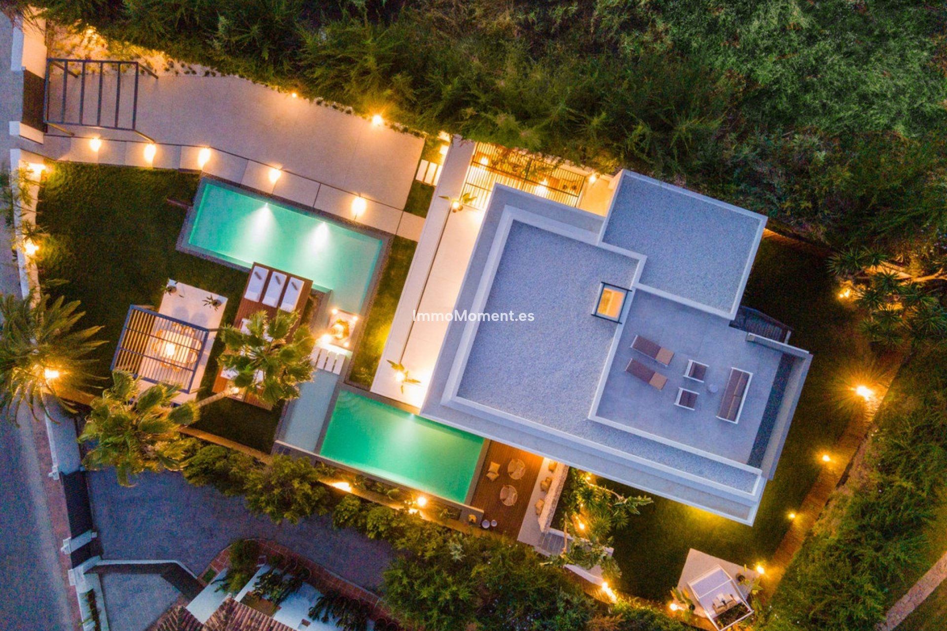 Wiederverkauf - Villa - Marbella - Nueva Andalucía