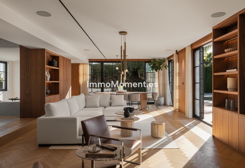 Wiederverkauf - Villa - Marbella - Nueva Andalucía