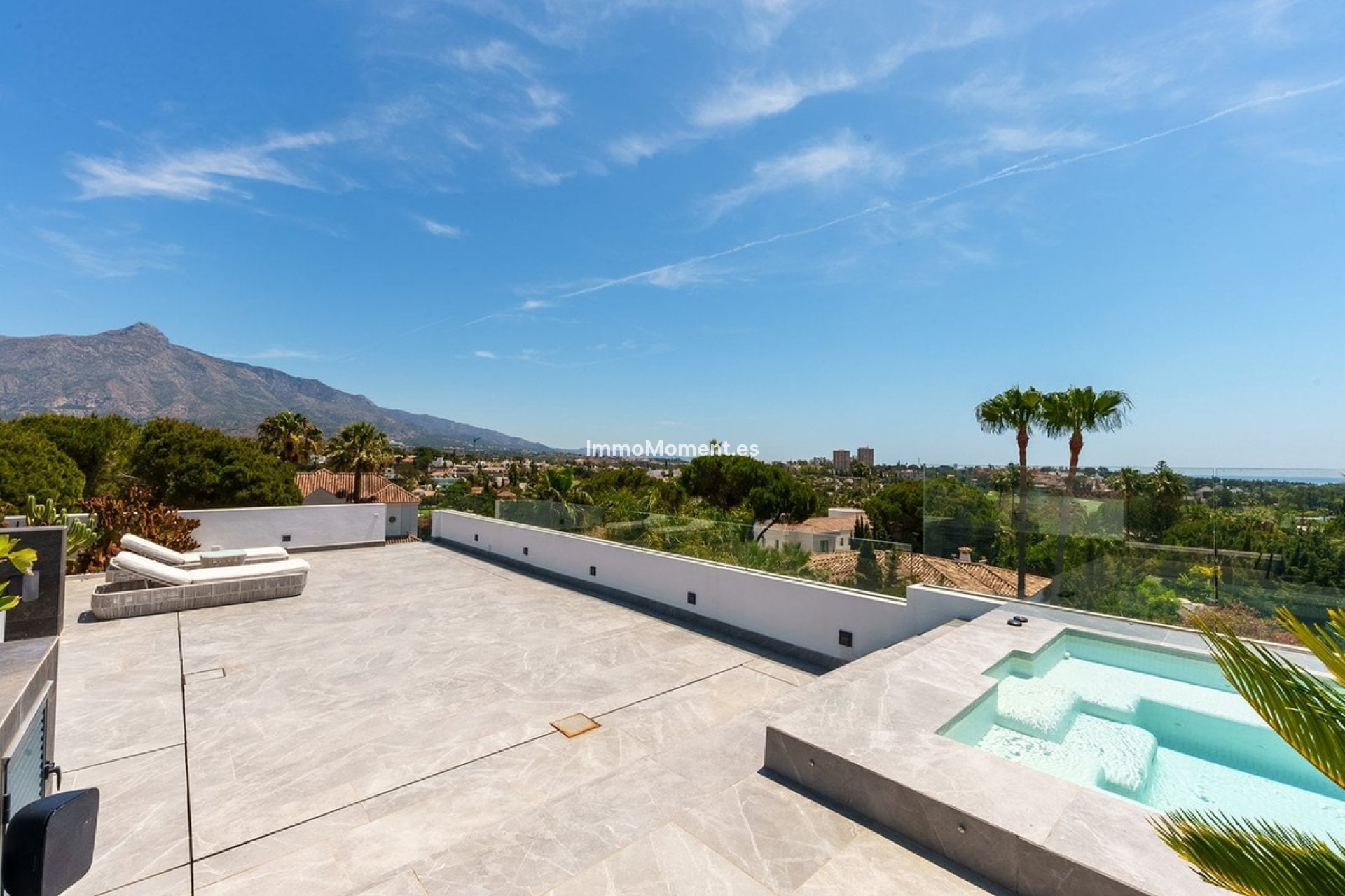 Wiederverkauf - Villa - Marbella - Nueva Andalucía