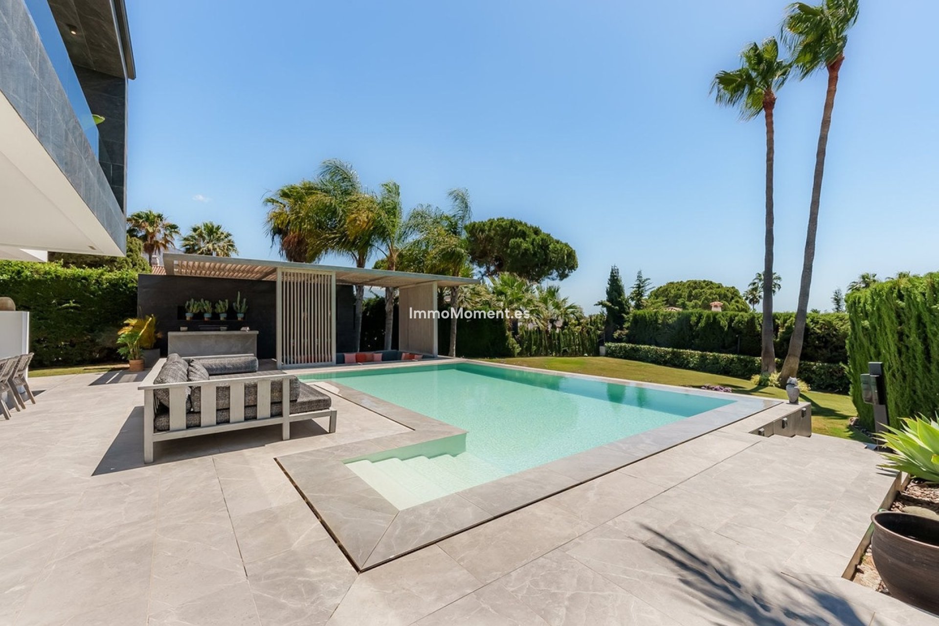 Wiederverkauf - Villa - Marbella - Nueva Andalucía