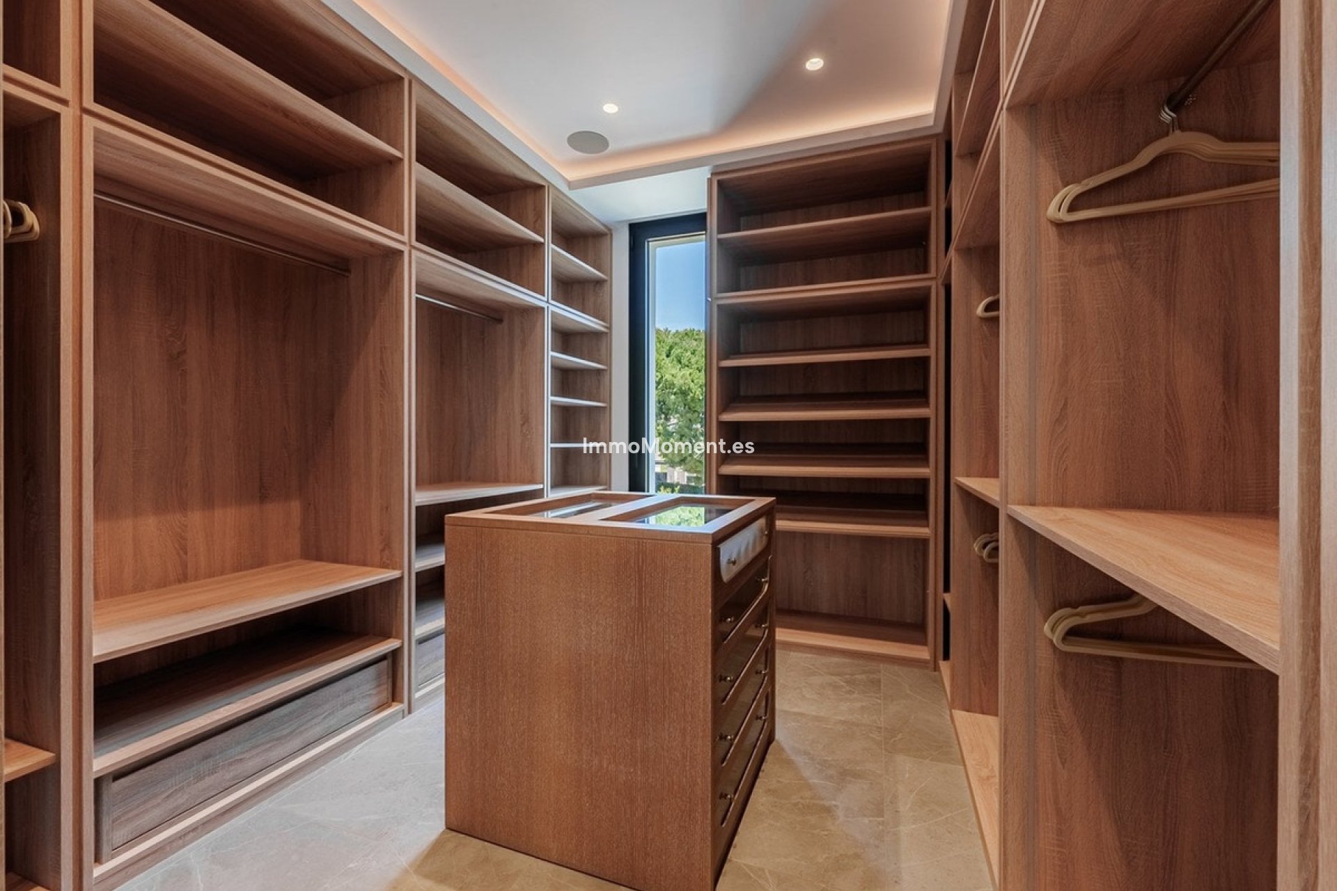 Wiederverkauf - Villa - Marbella - Nueva Andalucía