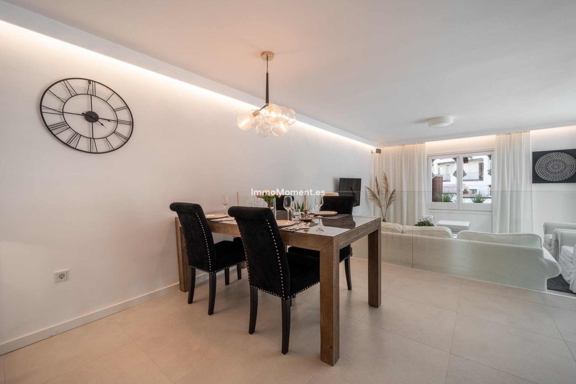 Wiederverkauf - Villa - Marbella - Nueva Andalucía