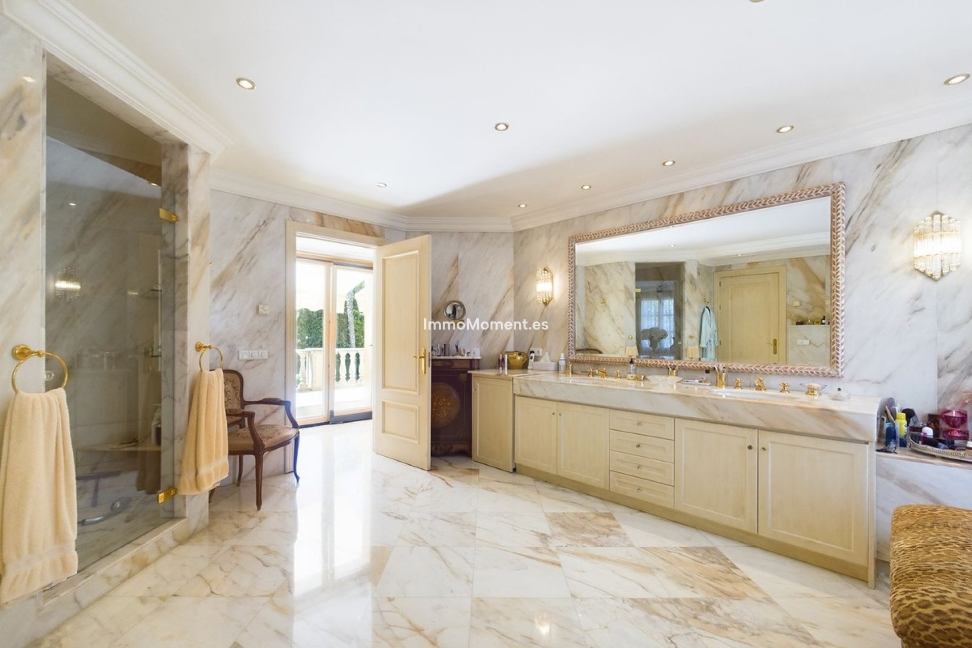 Wiederverkauf - Villa - Marbella - Nueva Andalucía