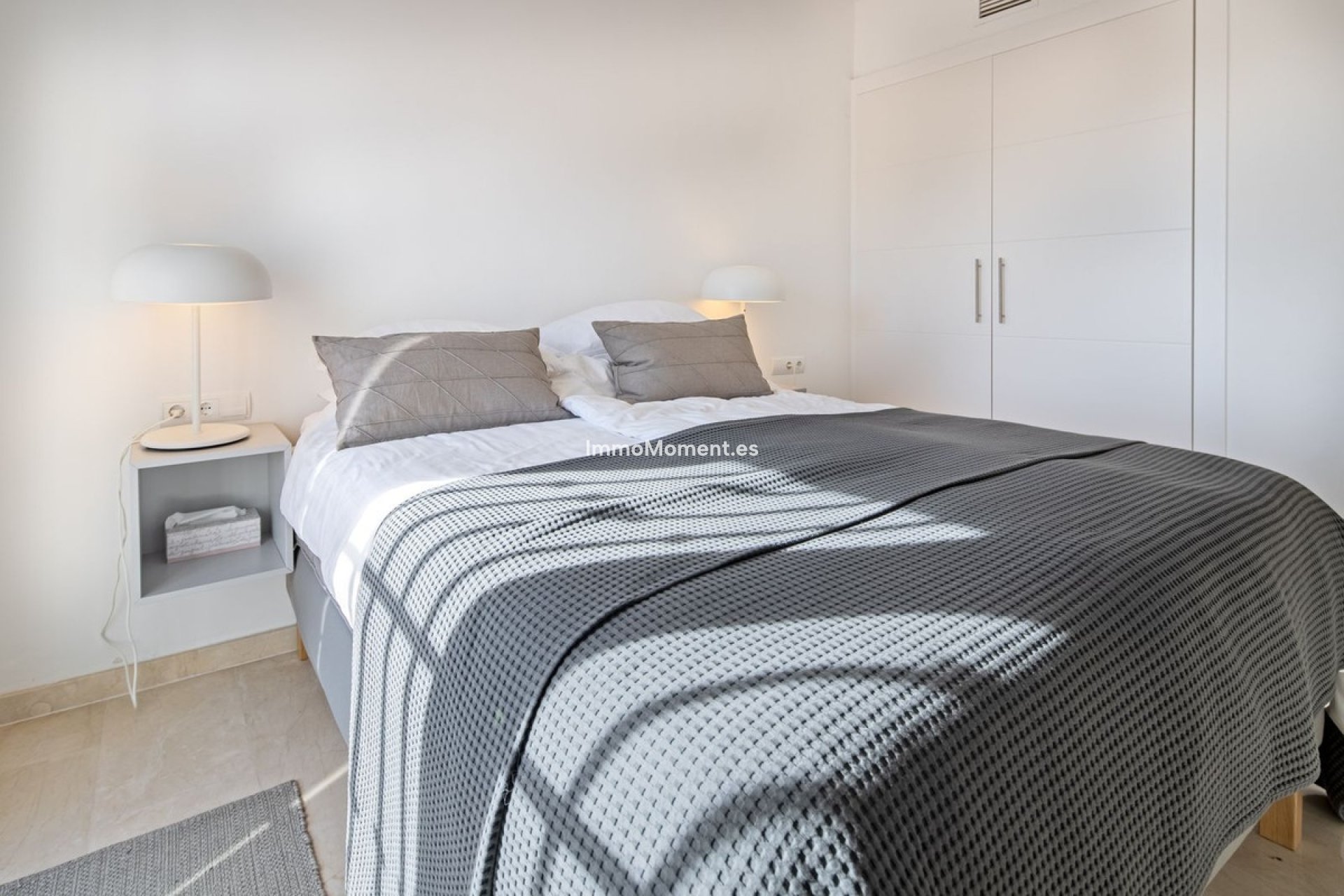 Wiederverkauf - Villa - Marbella - Nueva Andalucía